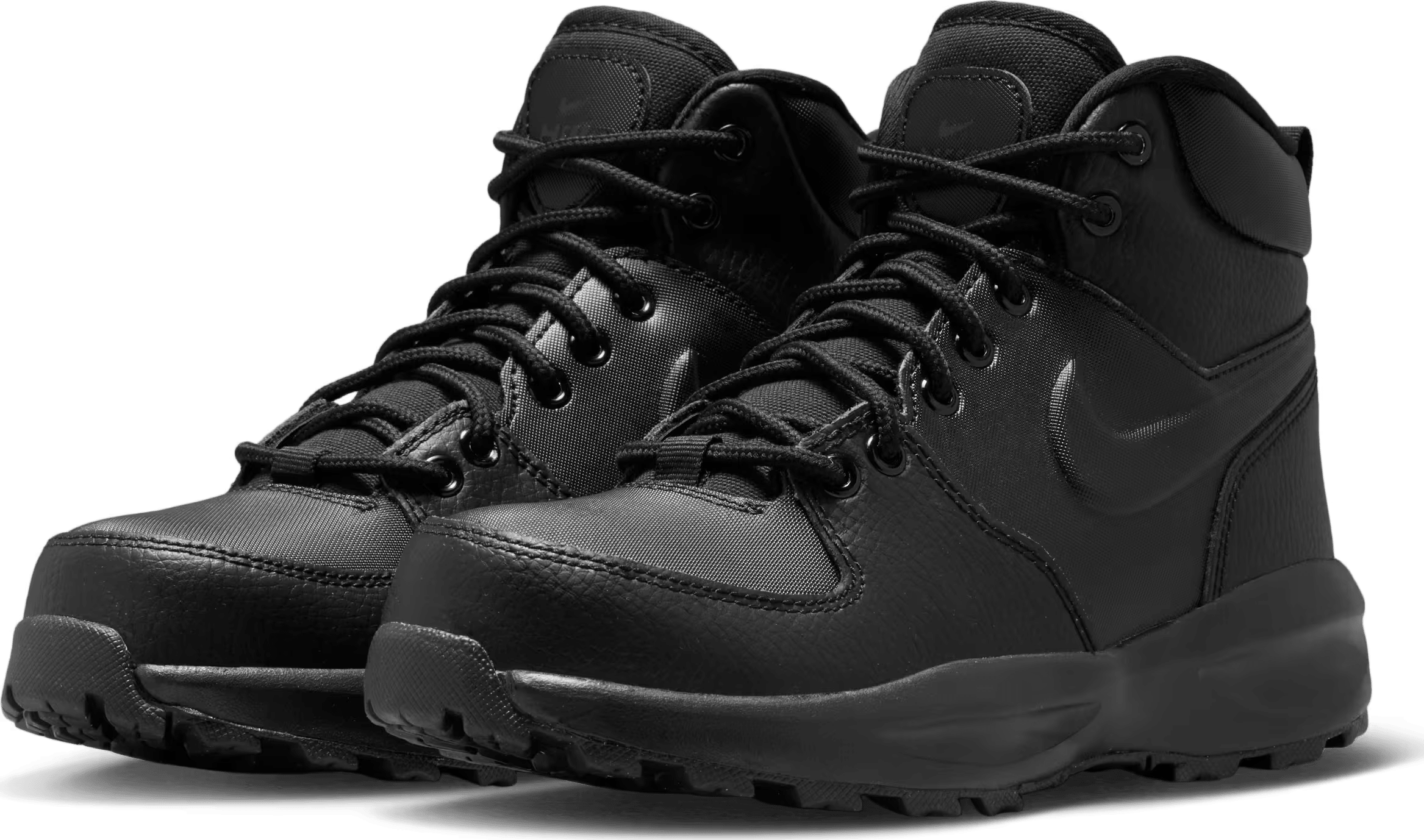 Nike Manoa 17 GS "Black"