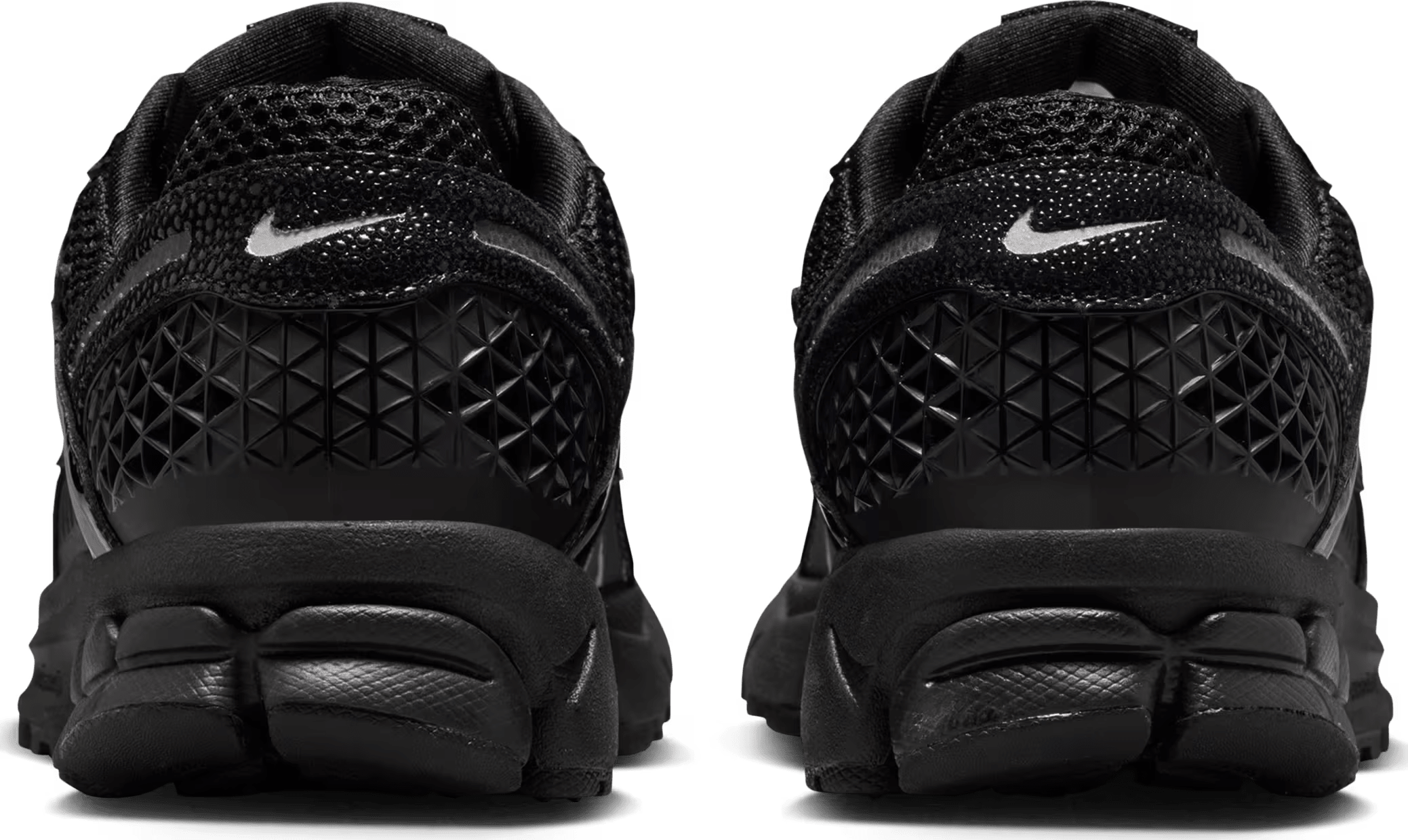 Nike Zoom Vomero 5 "Black Metallic"