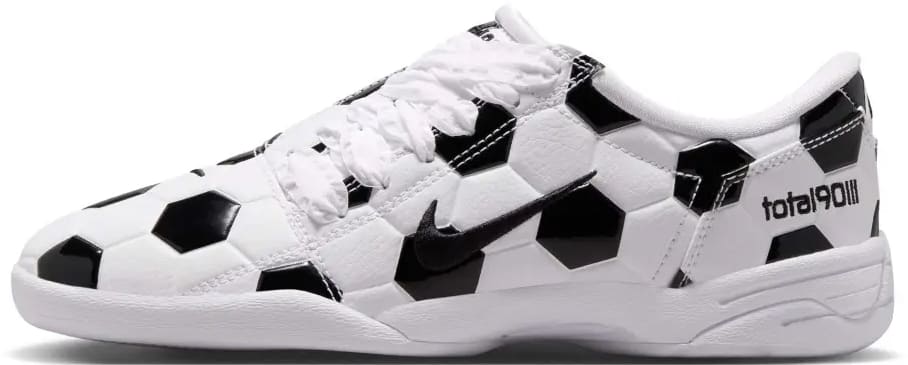 Nike Total 90 "White Black"