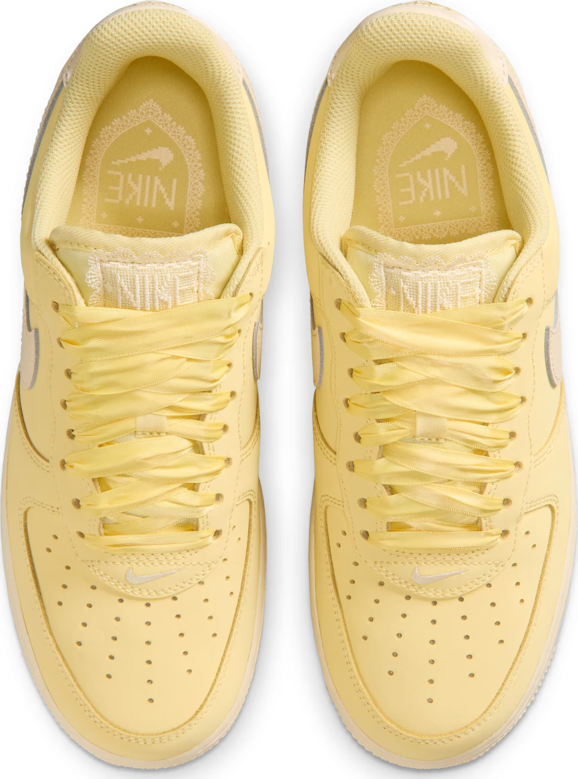 Nike Air Force 1 Low "Soft Yellow"