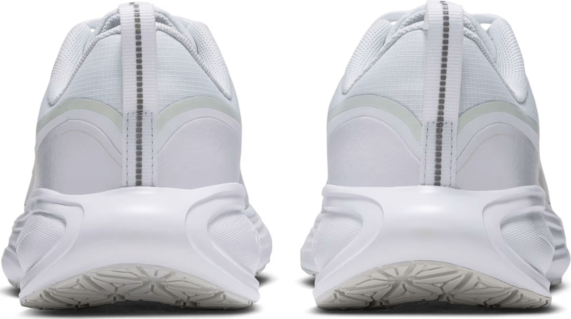 Nike Revolution 8 Utility