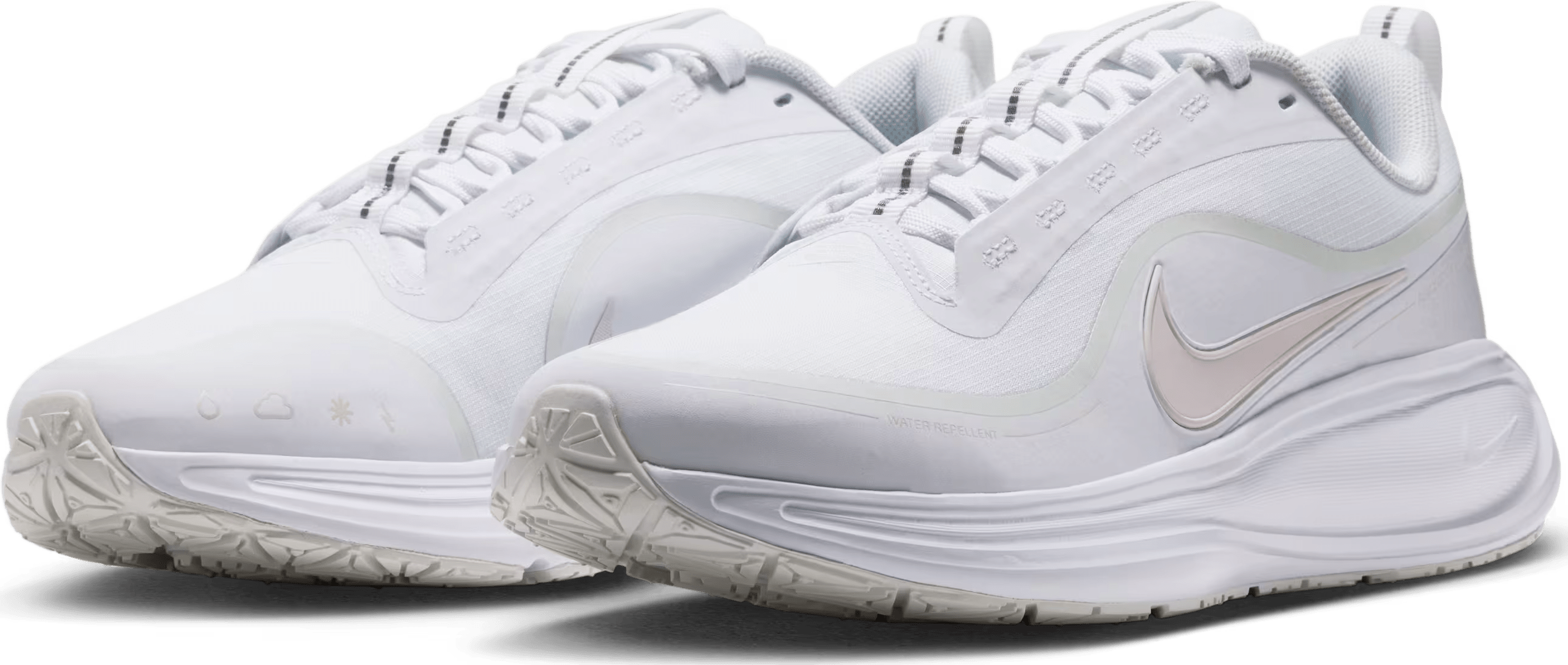 Nike Revolution 8 Utility