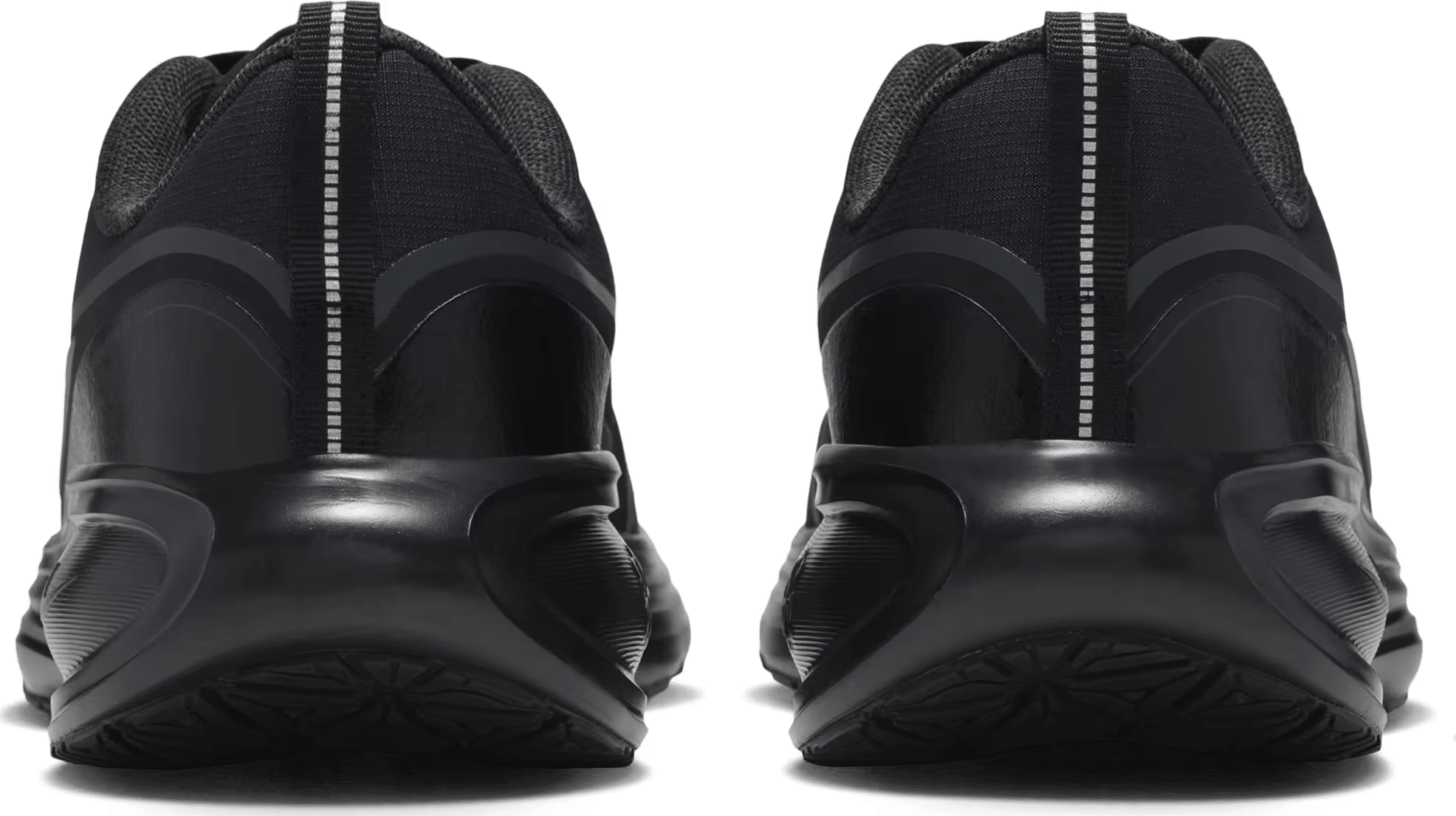 Nike Revolution 8 Utility