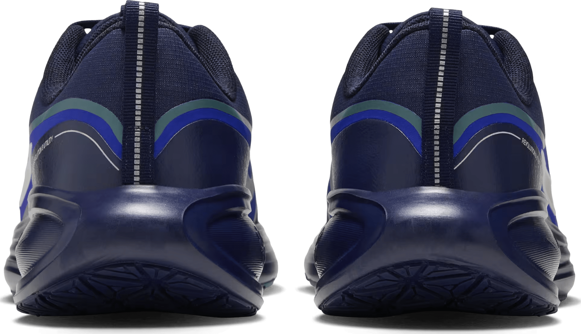 Nike Revolution 8 Utility
