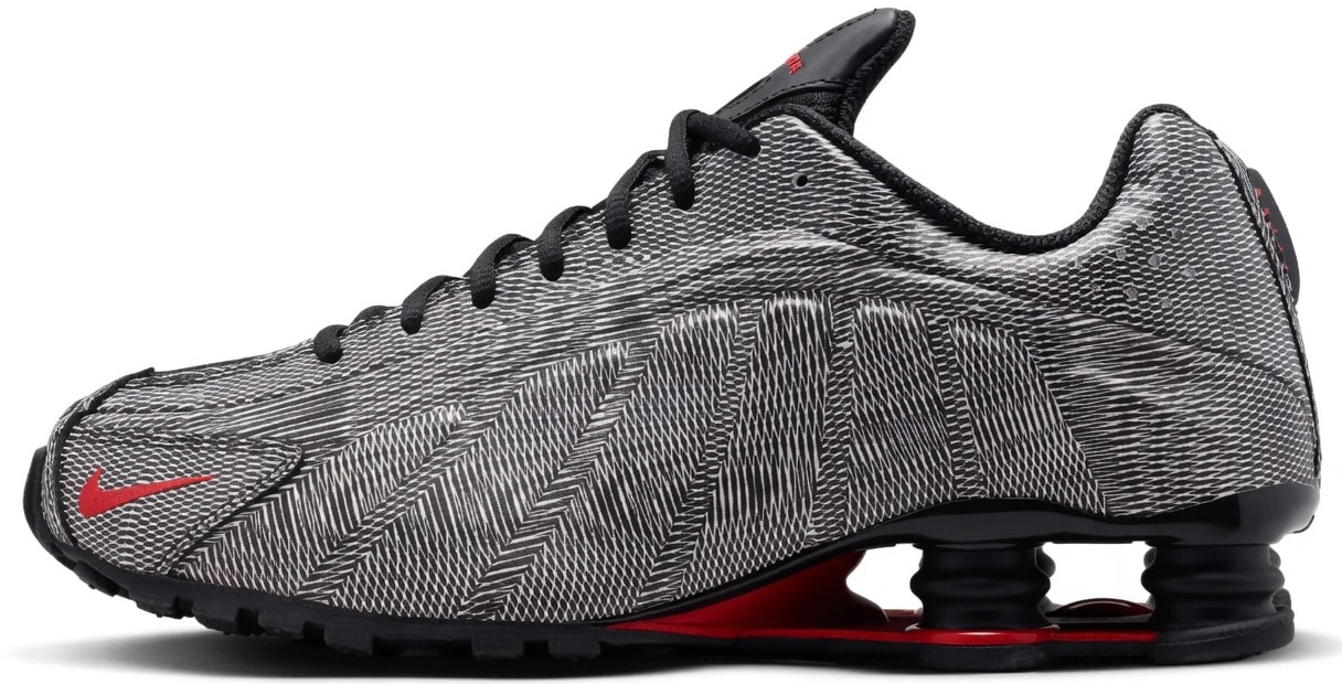 Nike Shox R4 "Black University Red"