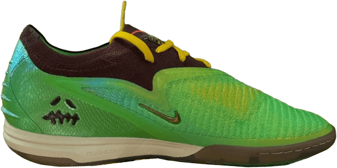 Travis Scott x Nike Phantom 6 Low Elite IC SE "Metallic Gold"