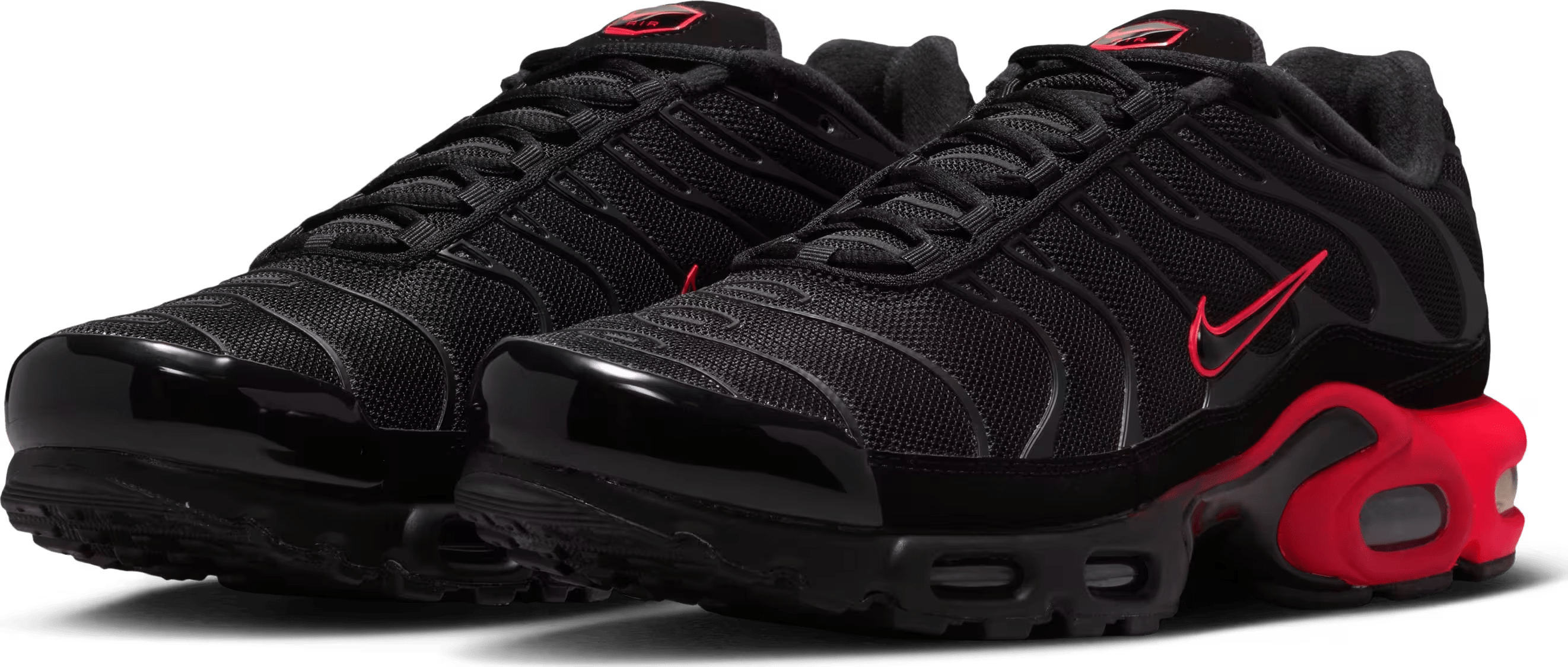 Nike Air Max Plus "Black Bright Crimson"