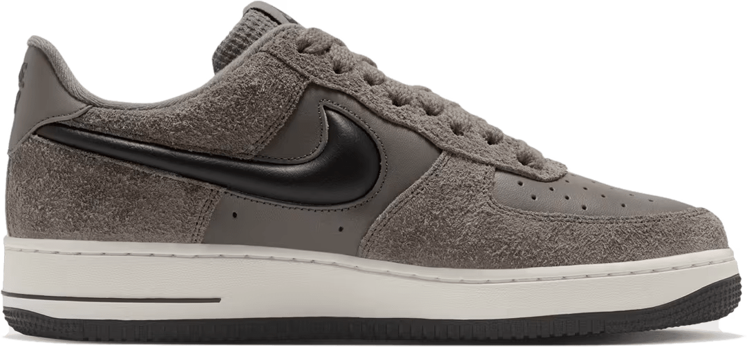 Nike Air Force 1 '07 LV8