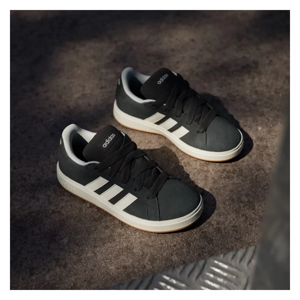 adidas Grand Court 00s Core Black Off White Gum (GS)