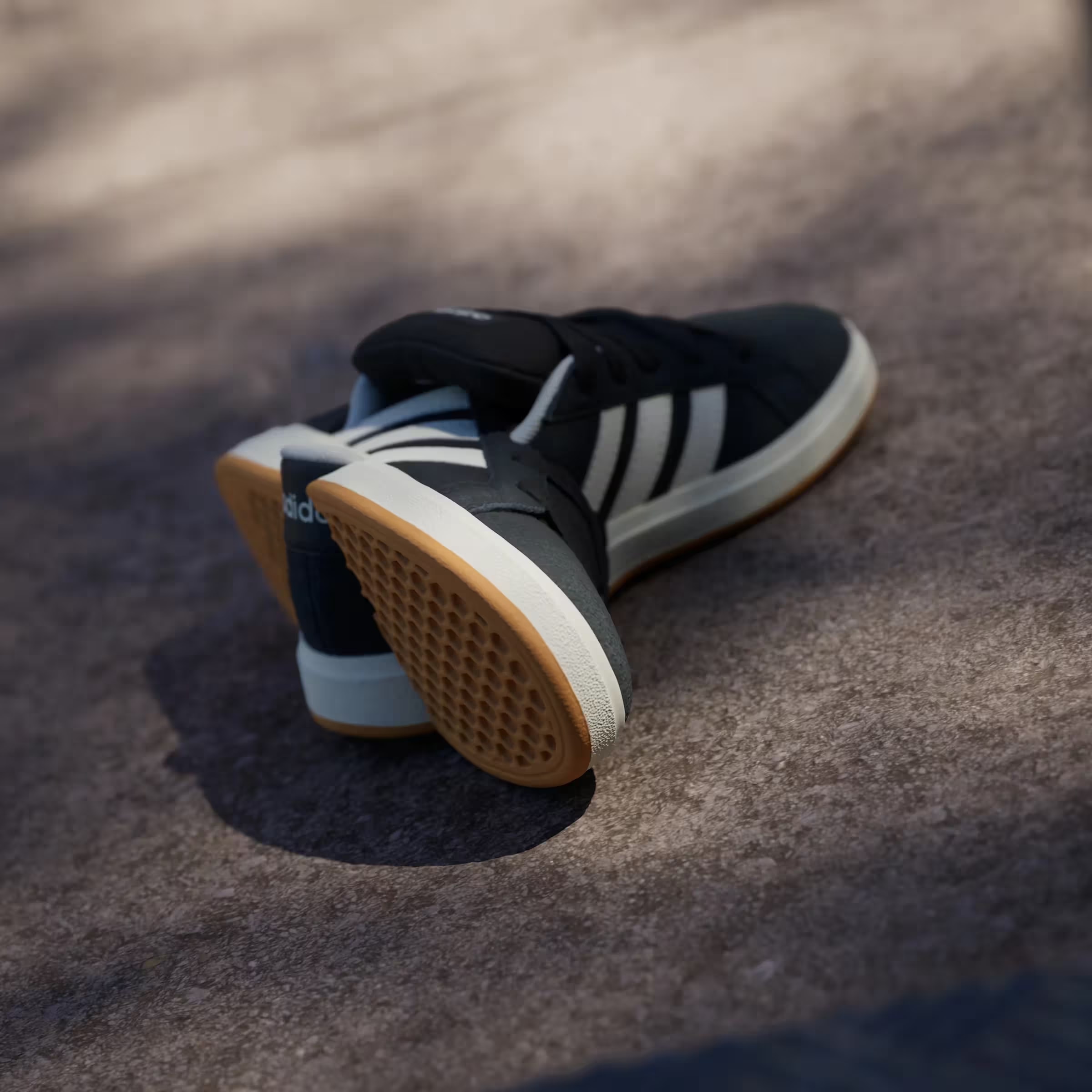 adidas Grand Court 00s Core Black Off White Gum (GS)