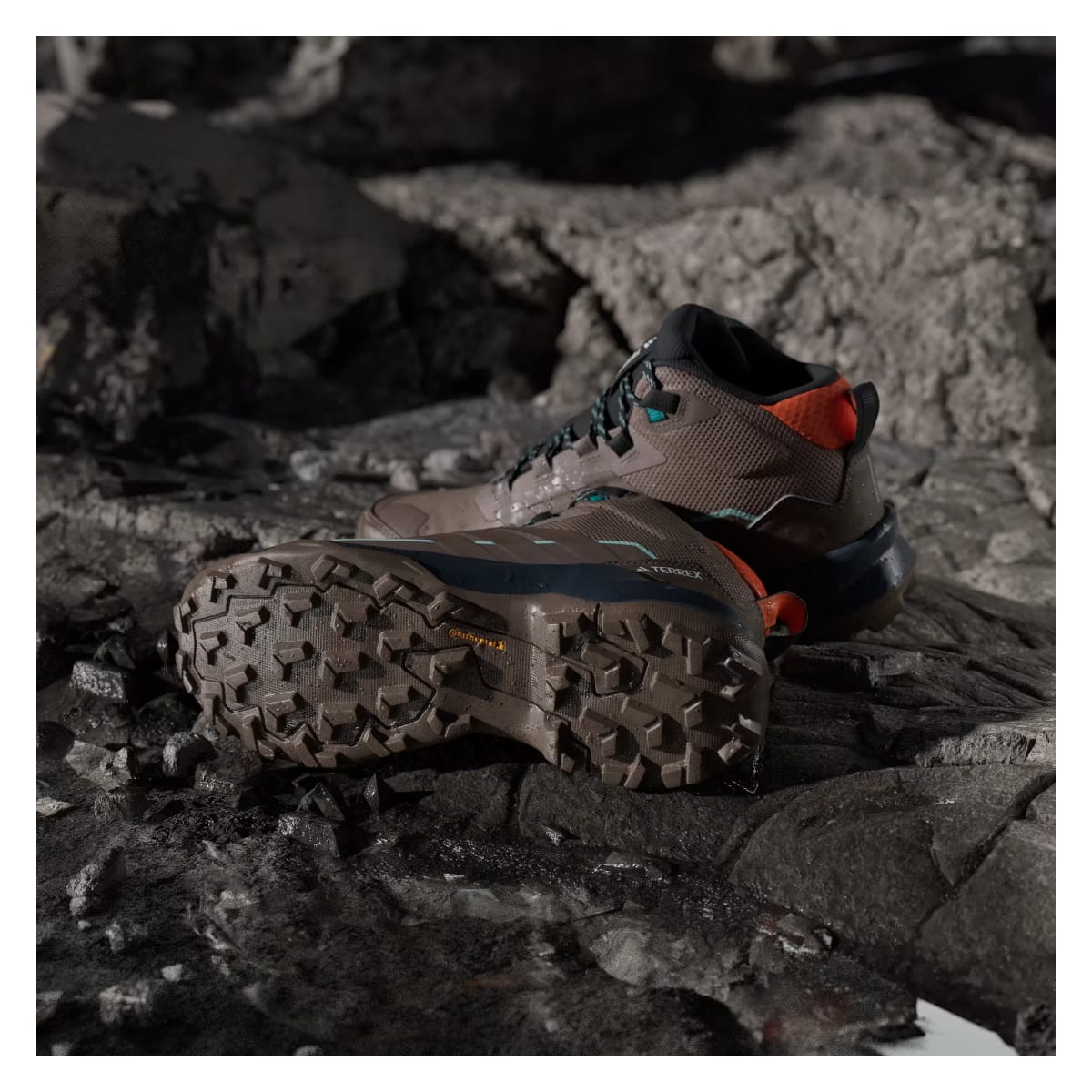 adidas Terrex Skychaser AX5 Mid Gore-Tex Trace Brown Earth Strata Semi Impact Orange (Women's)