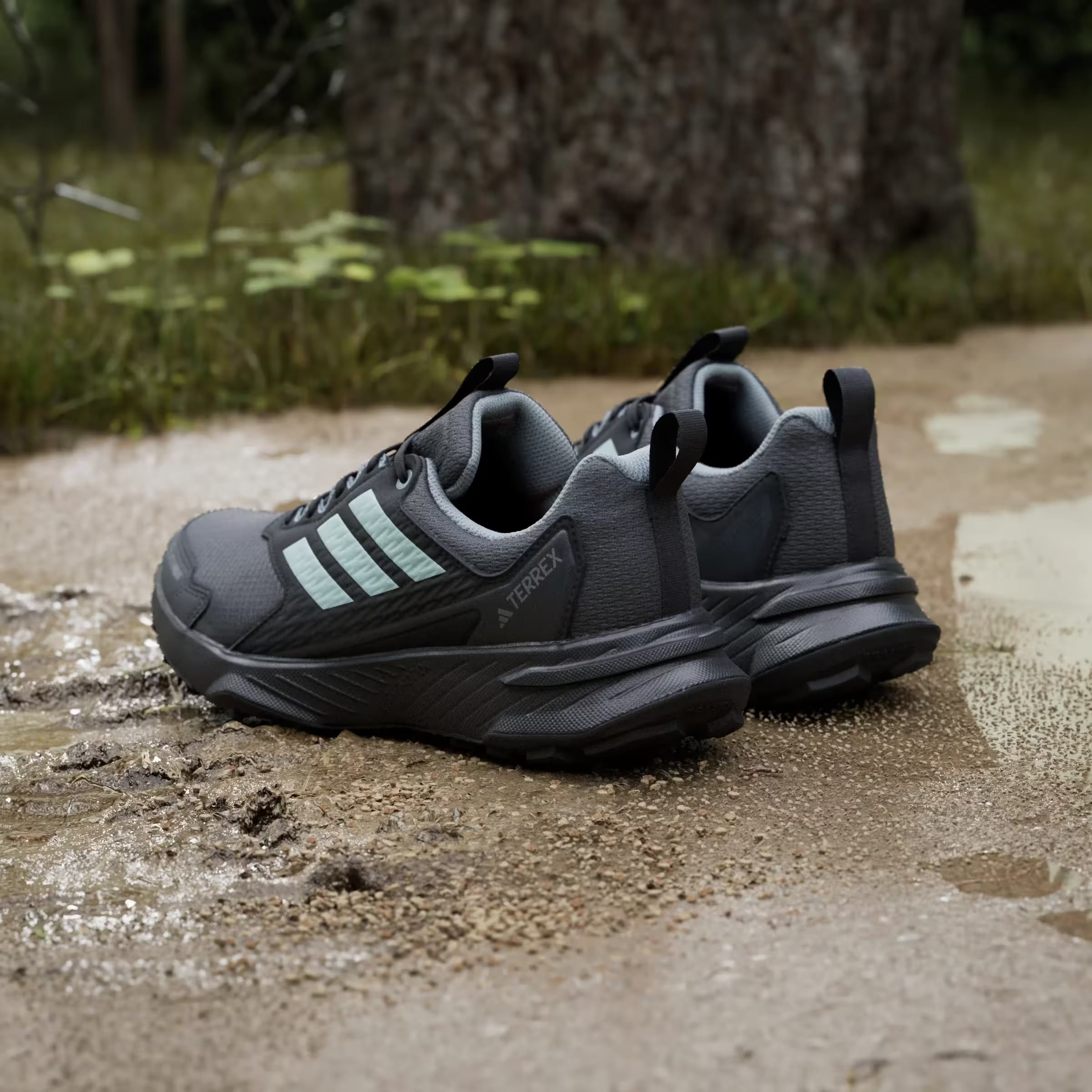 adidas Terrex Tracefinder 2 Climaproof Trail Carbon Semi Flash Aqua Grey Six (Women's)