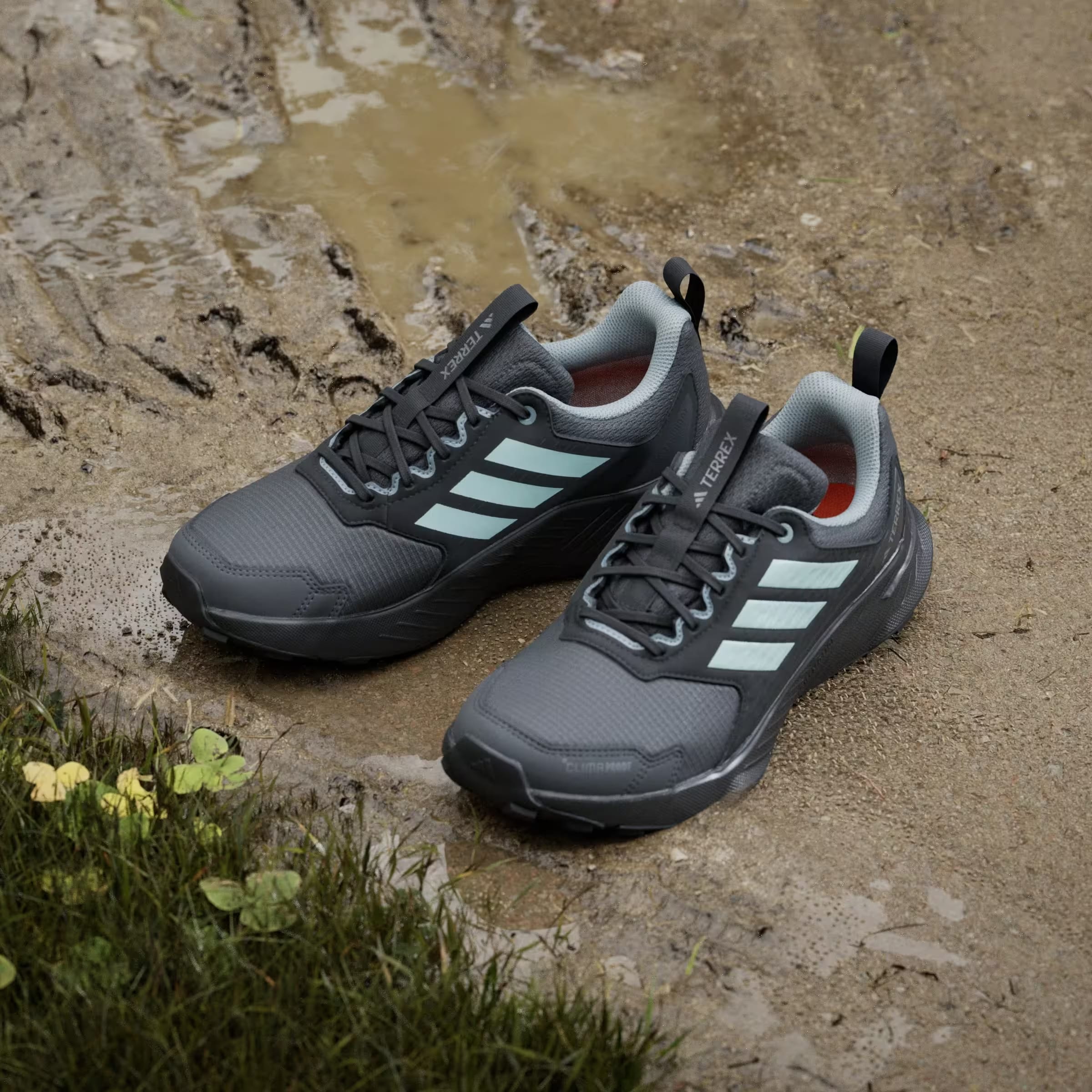 adidas Terrex Tracefinder 2 Climaproof Trail Carbon Semi Flash Aqua Grey Six (Women's)