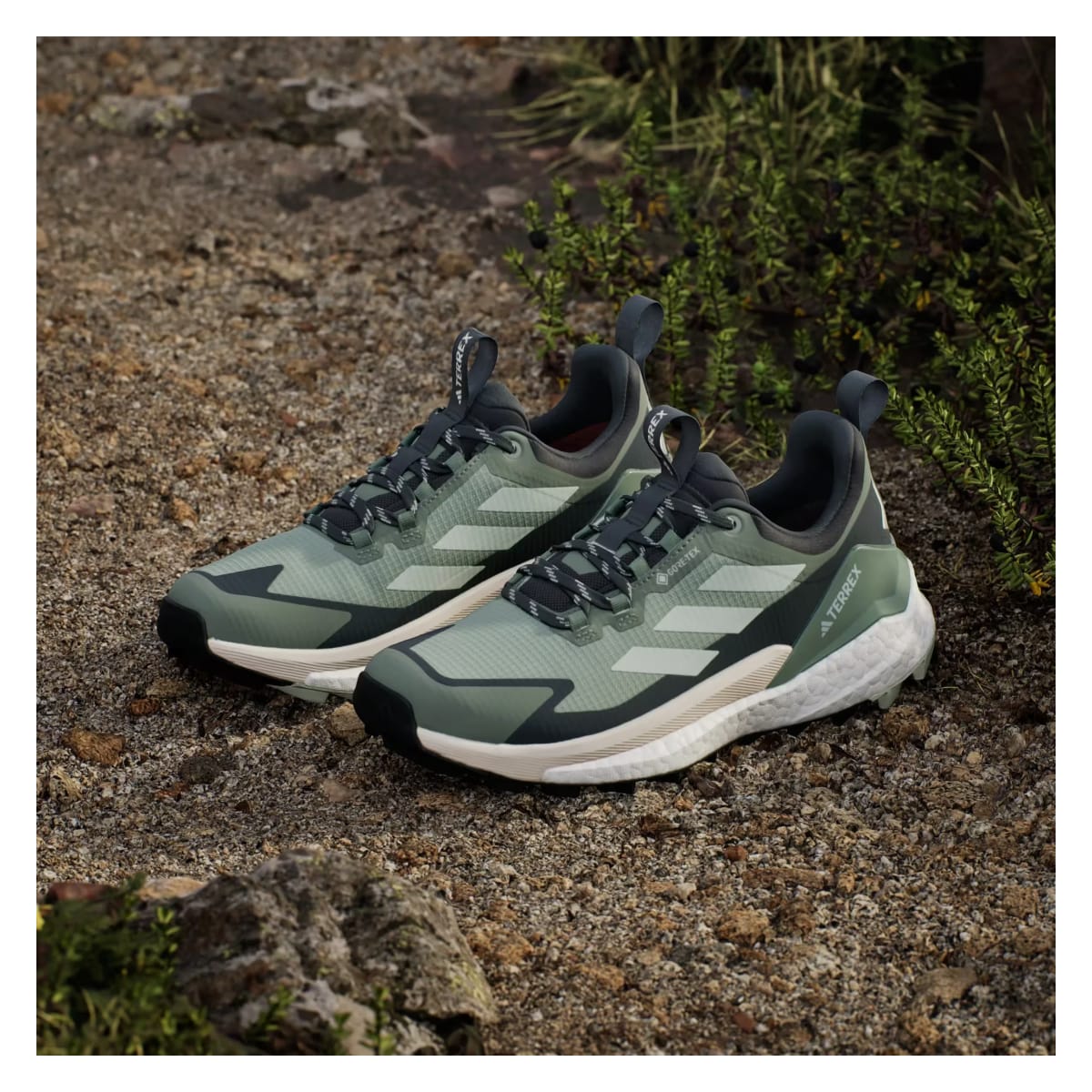 adidas Terrex Free Hiker 2.0 Low Gore-Tex Silver Green Linen Green Grey Six (Women's)