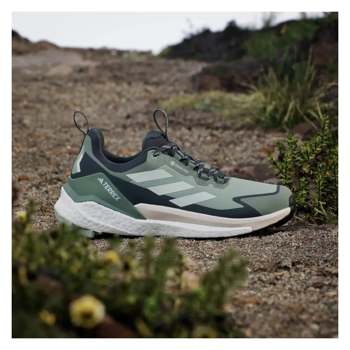 adidas Terrex Free Hiker 2.0 Low Gore-Tex Silver Green Linen Green Grey Six (Women's)