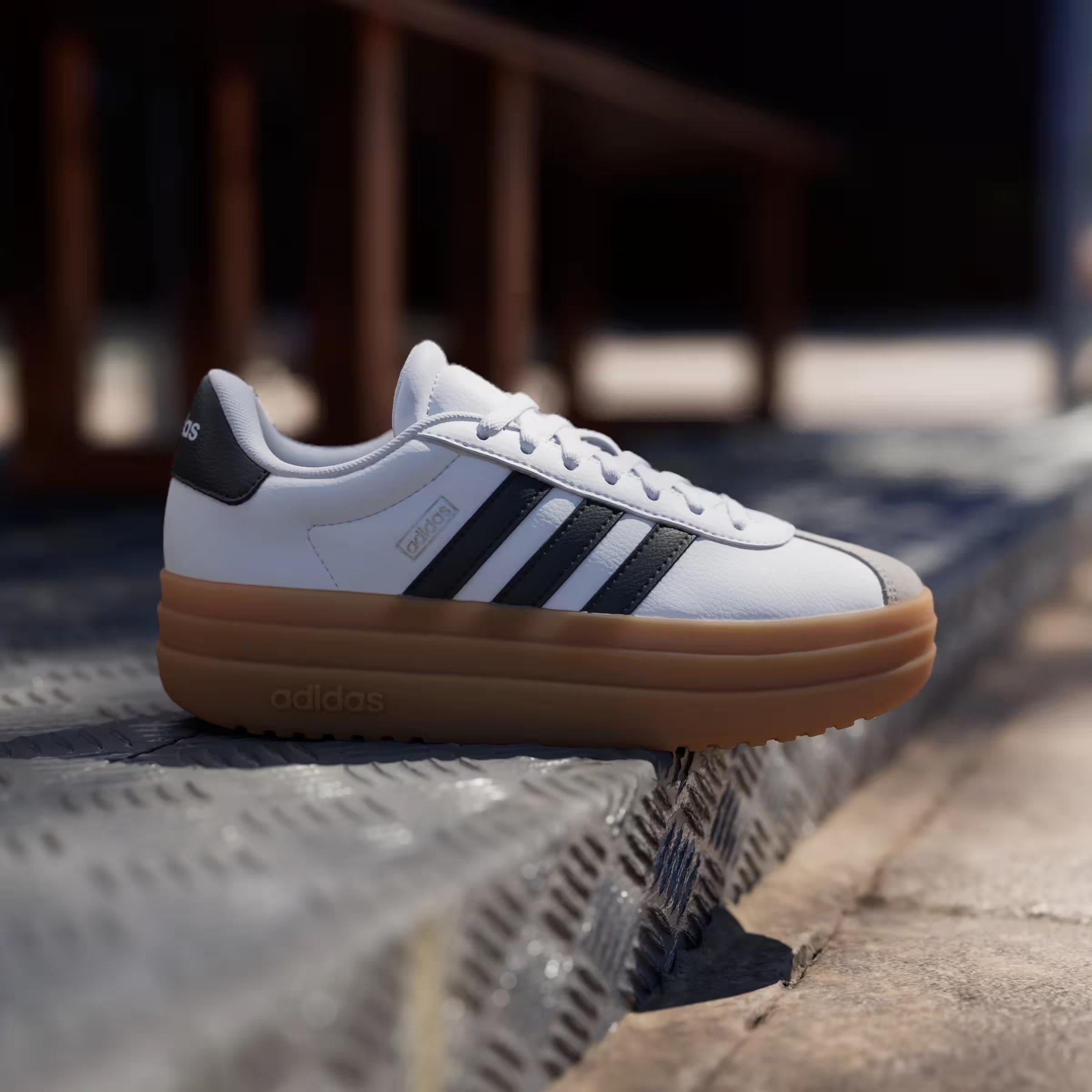 adidas VL Court Bold Cloud White Core Black Wonder Beige (GS)