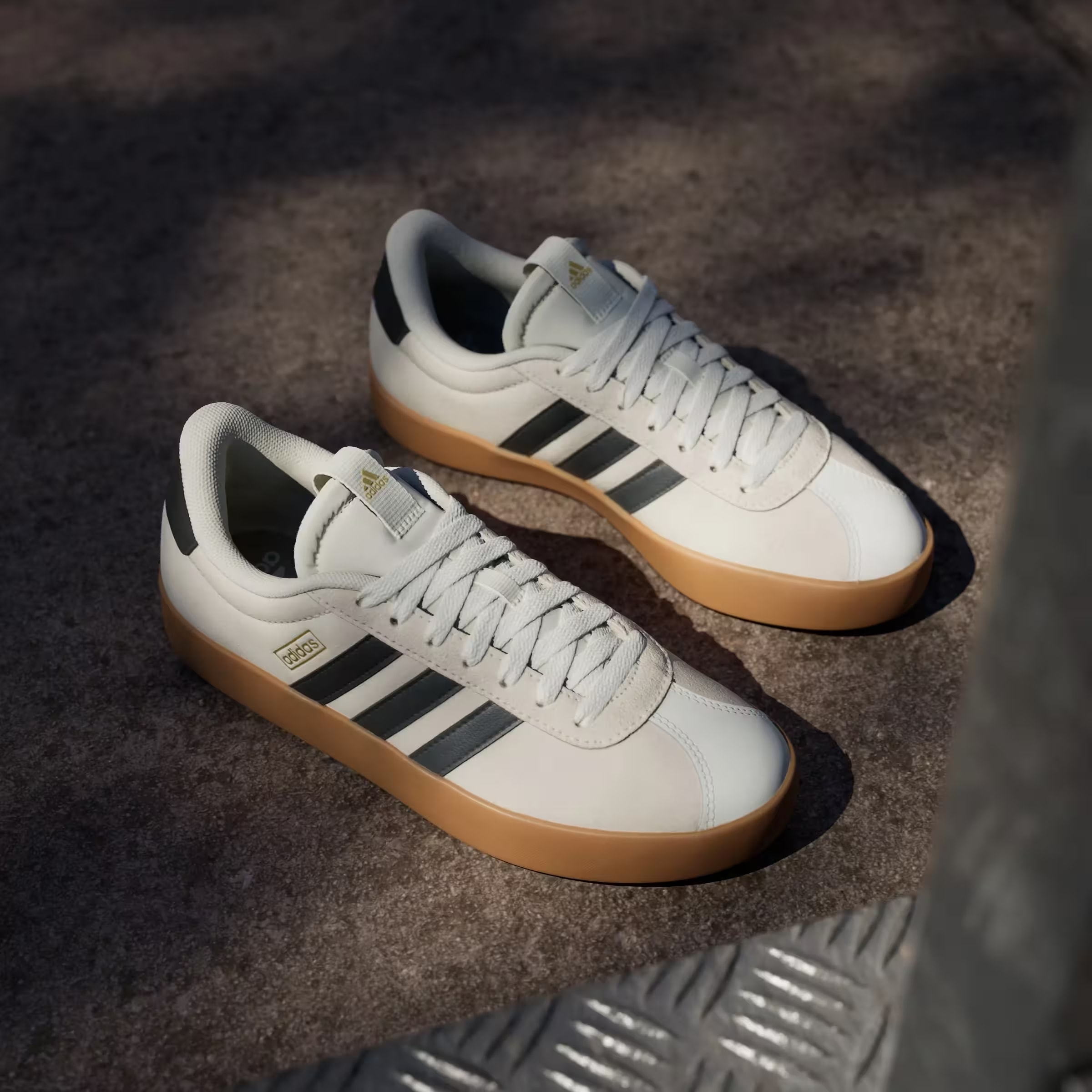 adidas VL Court 3.0 Off White Grey Six Gold Metallic (Women's)