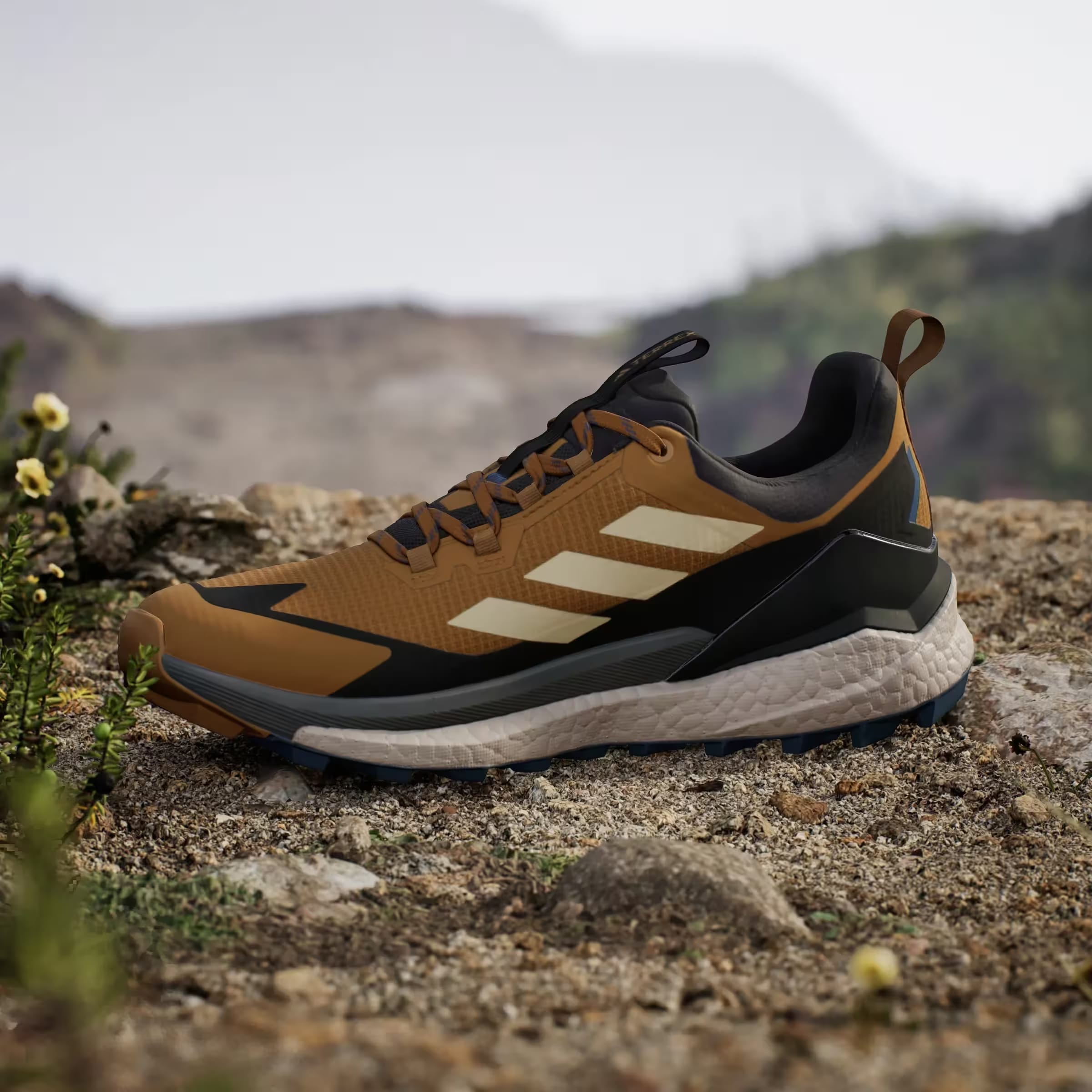 adidas Terrex Free Hiker 2.0 Low Gore-Tex Bronze Strata Savanna Carbon
