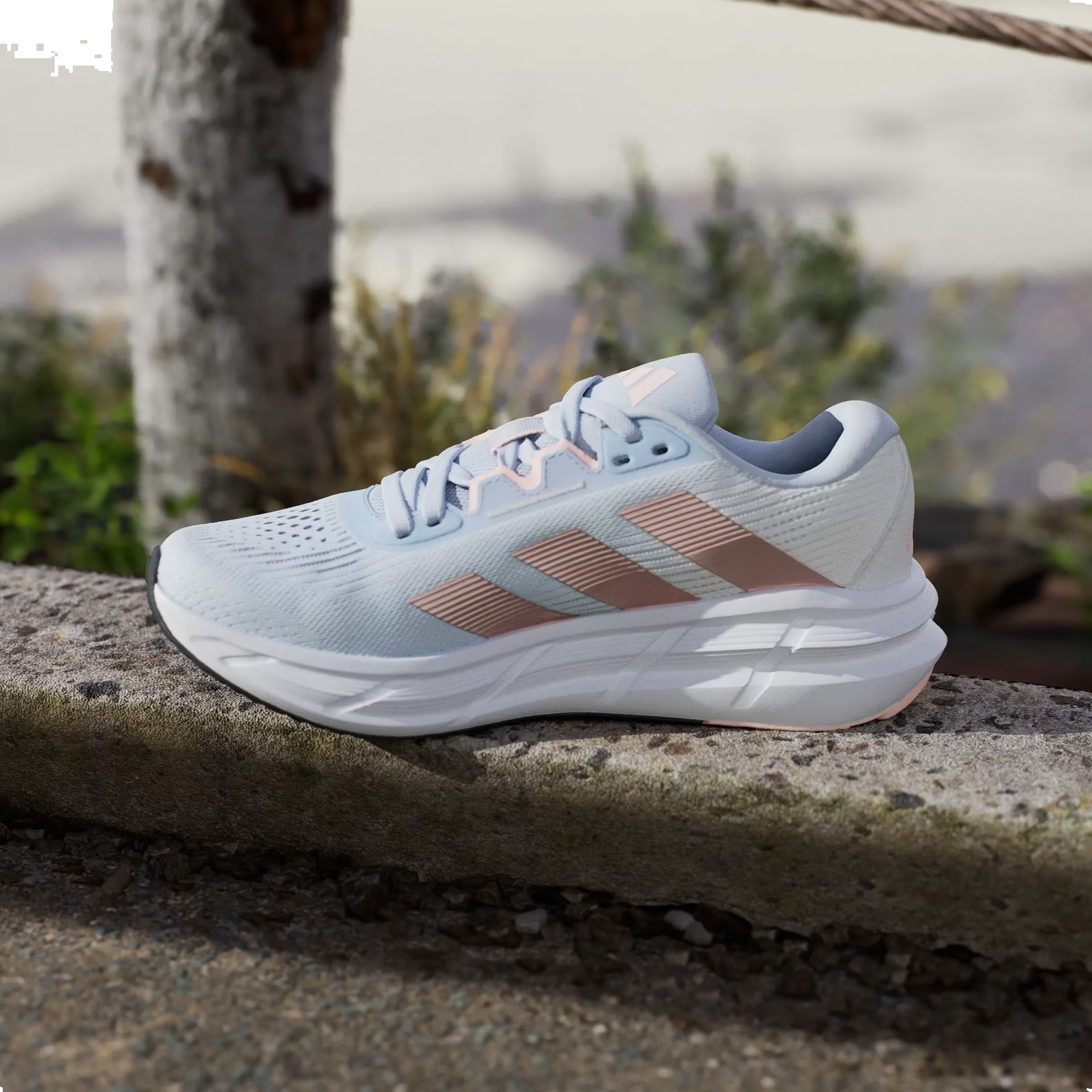 adidas Questar 3