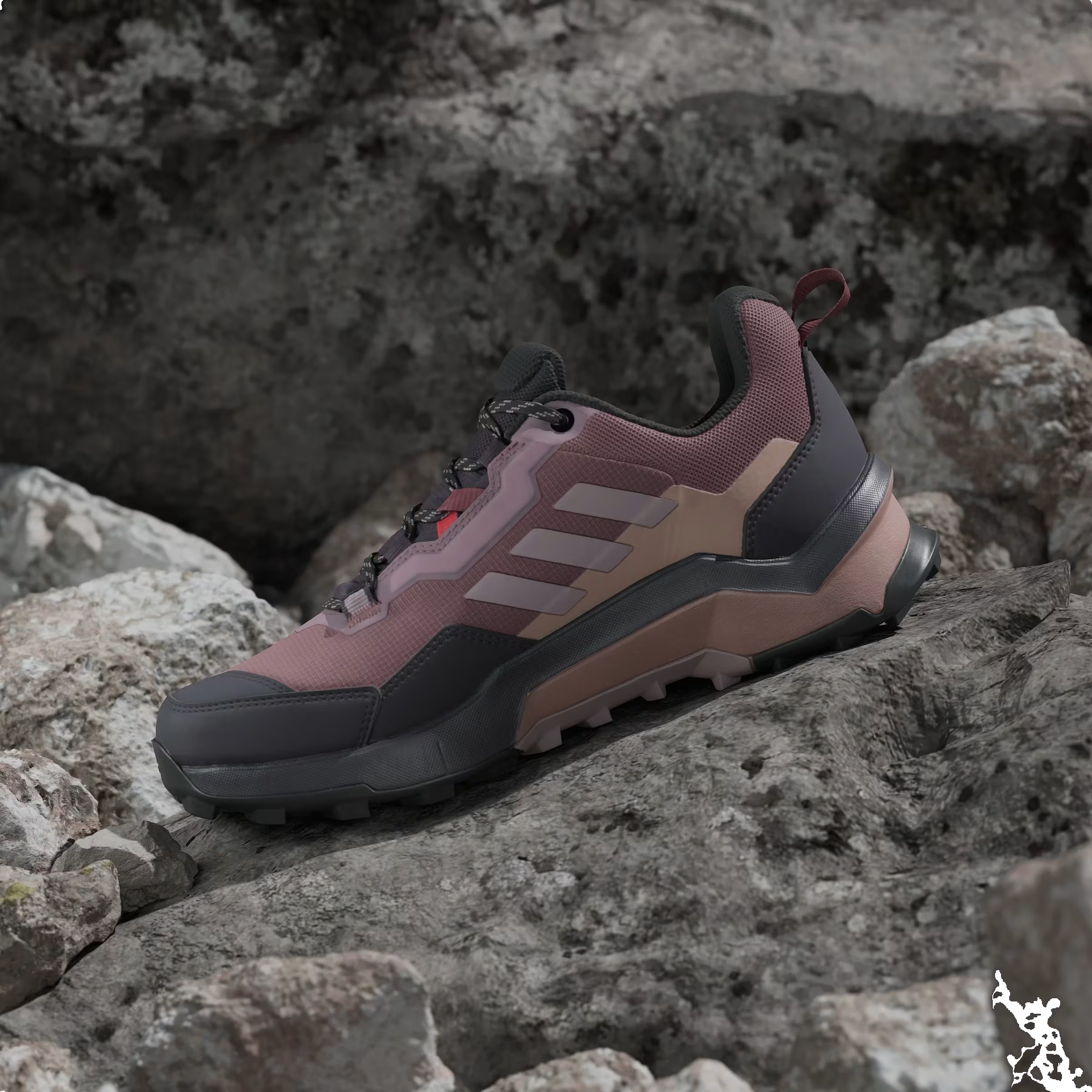 adidas Terrex AX4 Gore-Tex Burgundy Preloved Fig Warm Clay (Women's)
