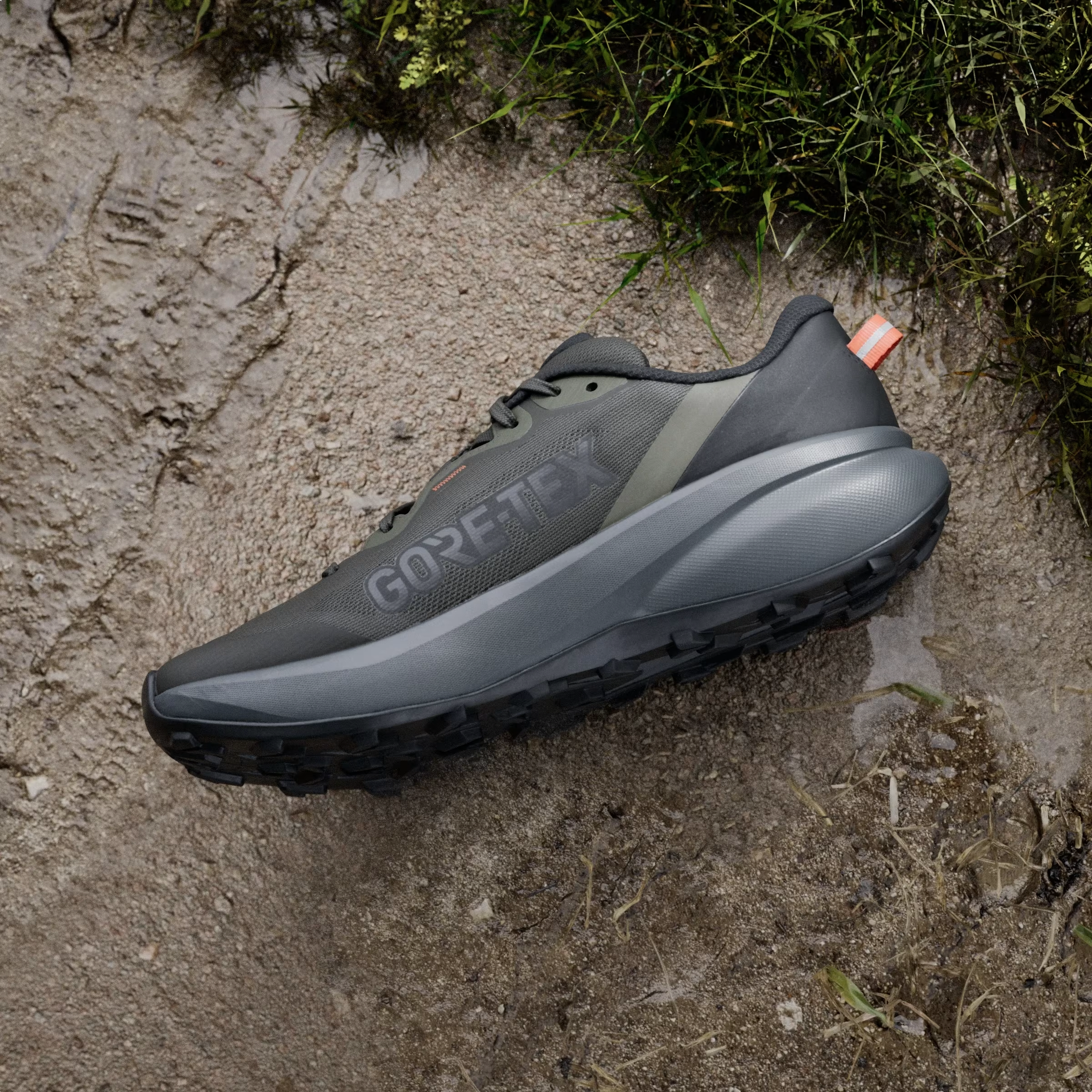 adidas Terrex Tracefinder Plus GORE-TEX