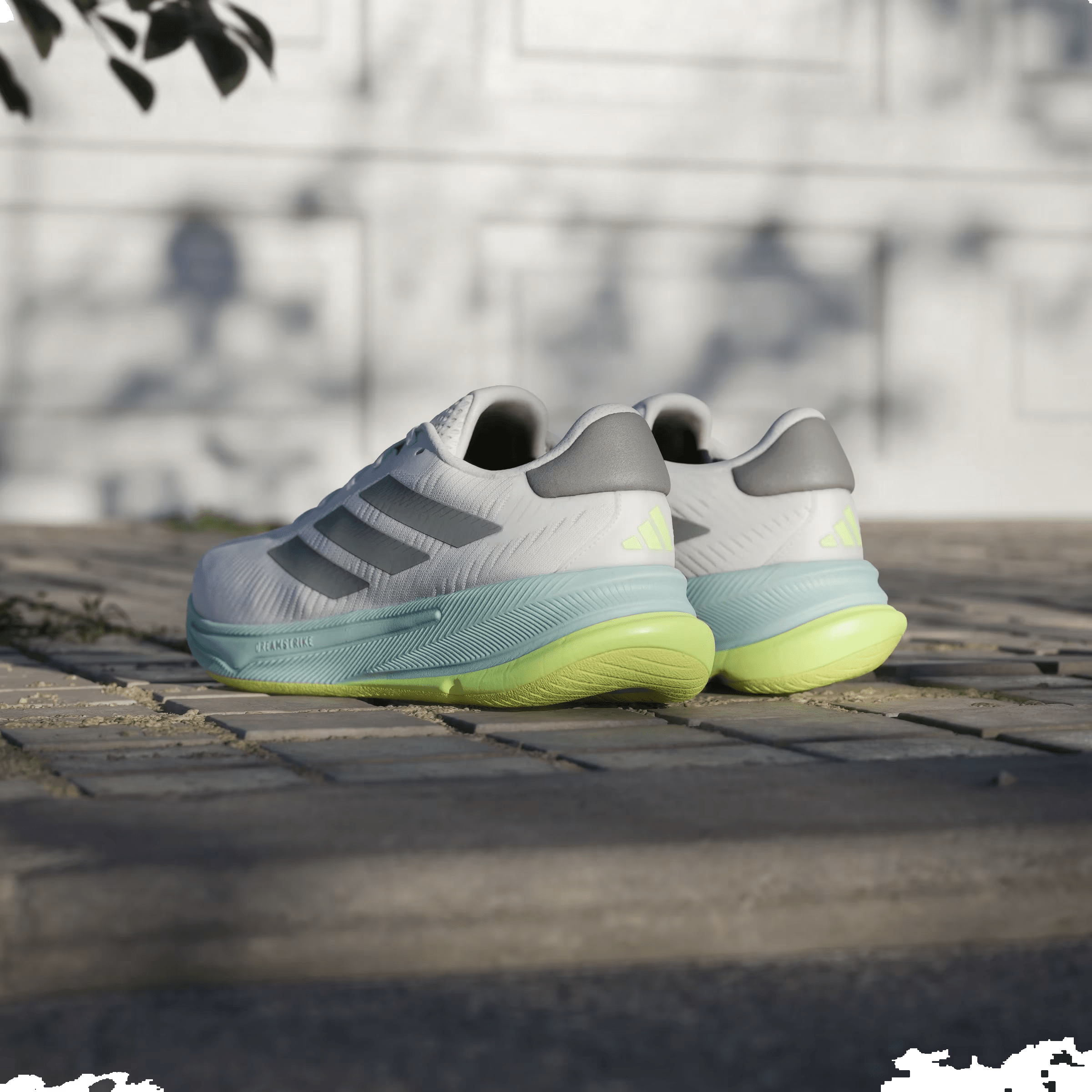 adidas Supernova Ease
