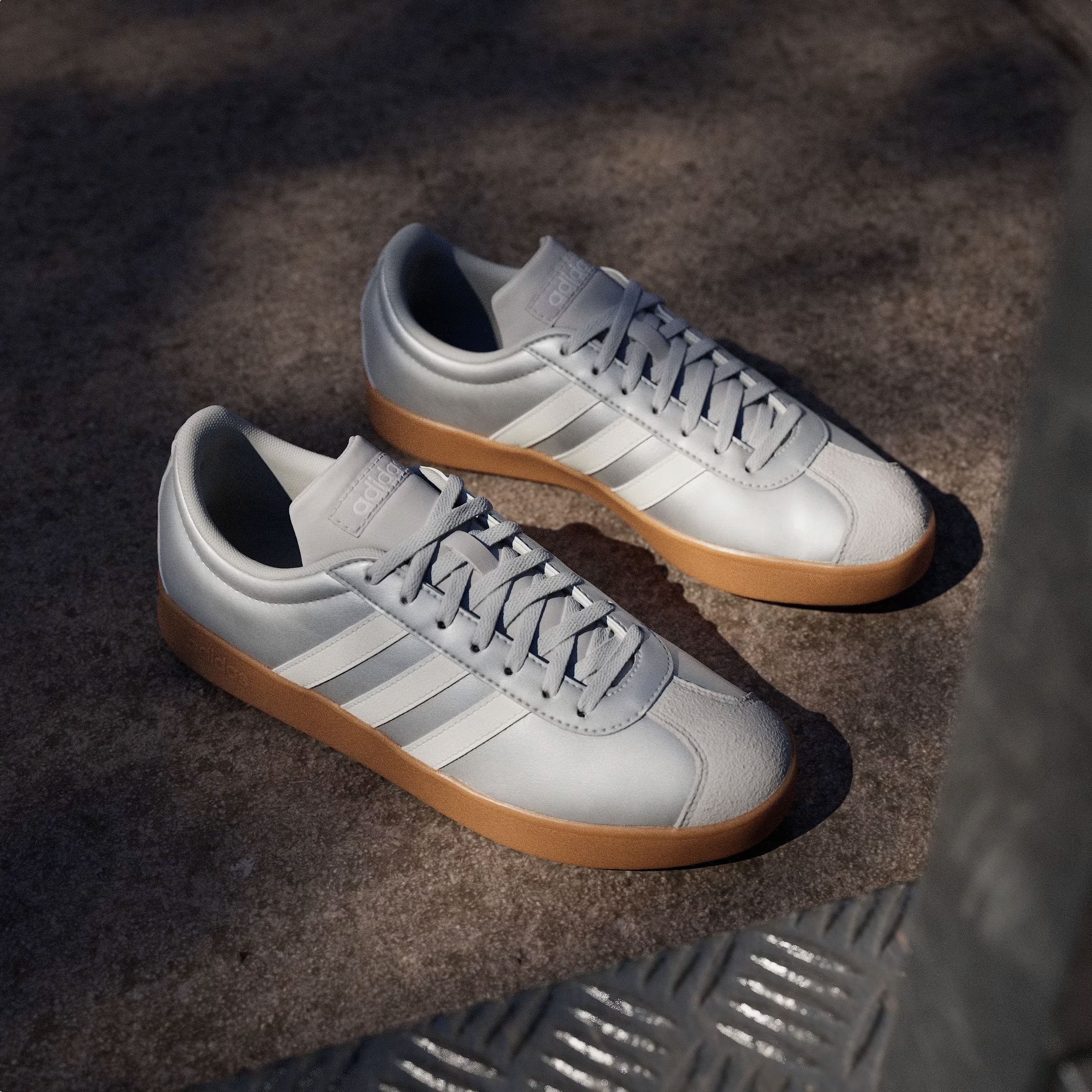 adidas VL Court Base