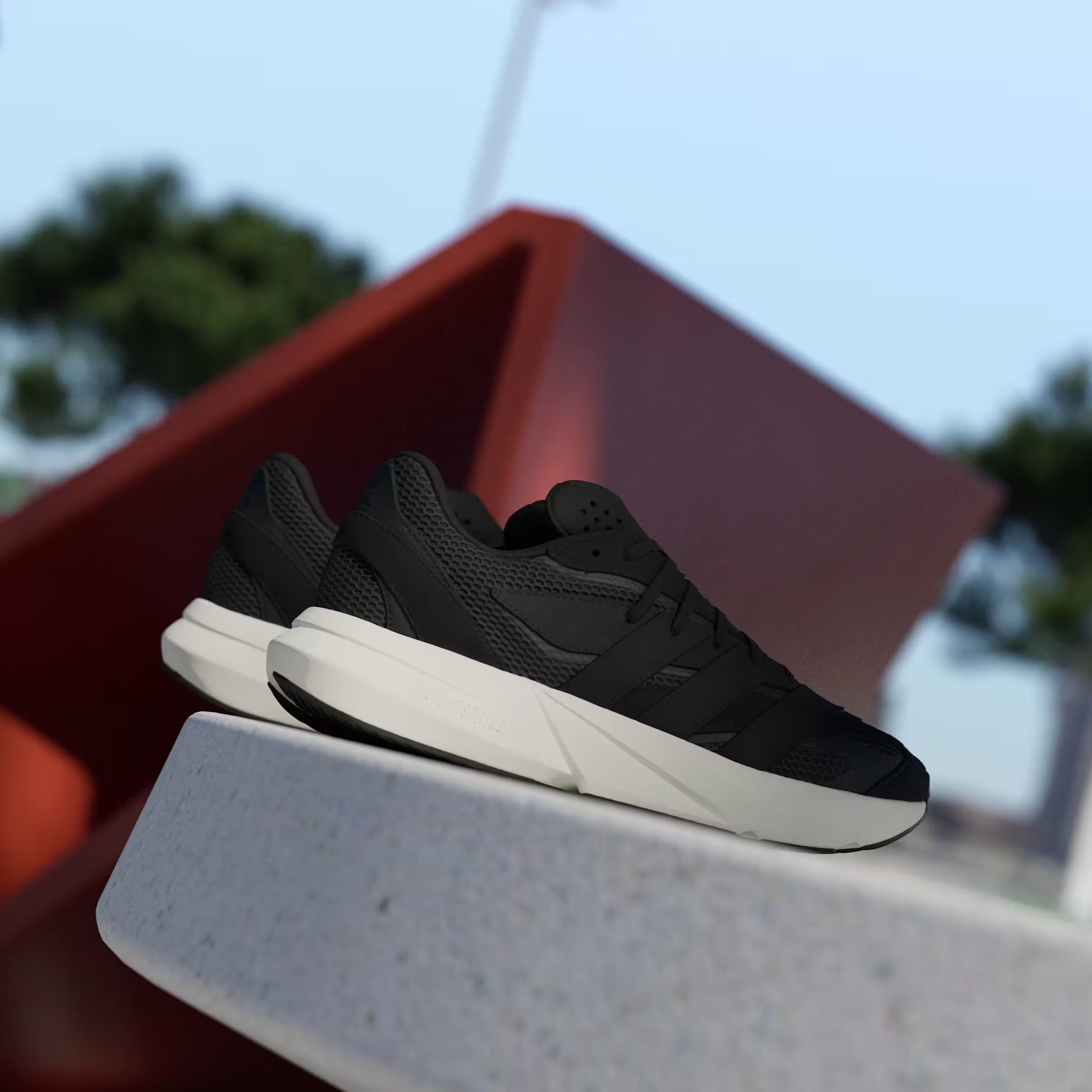 adidas Lightblaze Core Black Off White