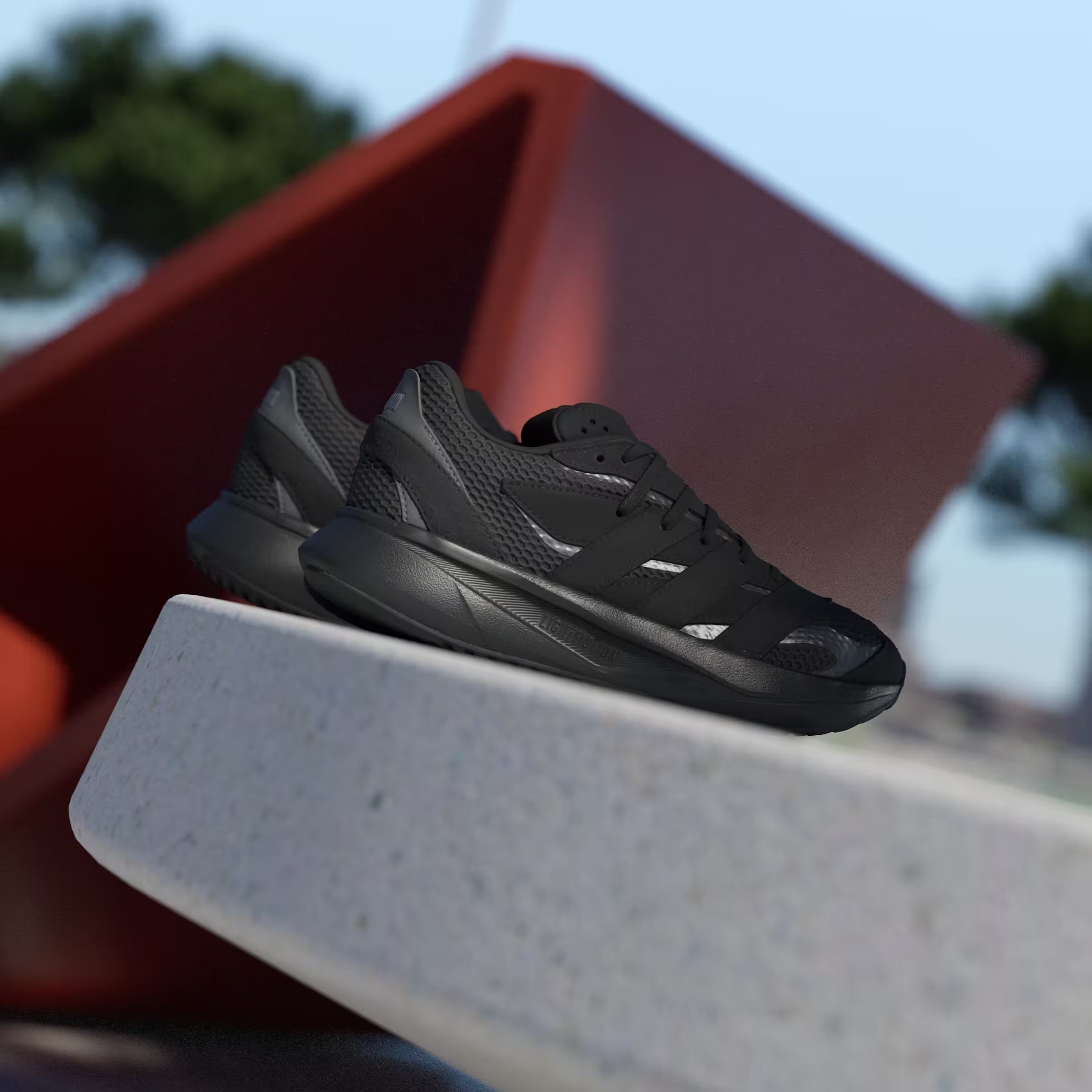 adidas Lightblaze Core Black Iron Metallic (GS)