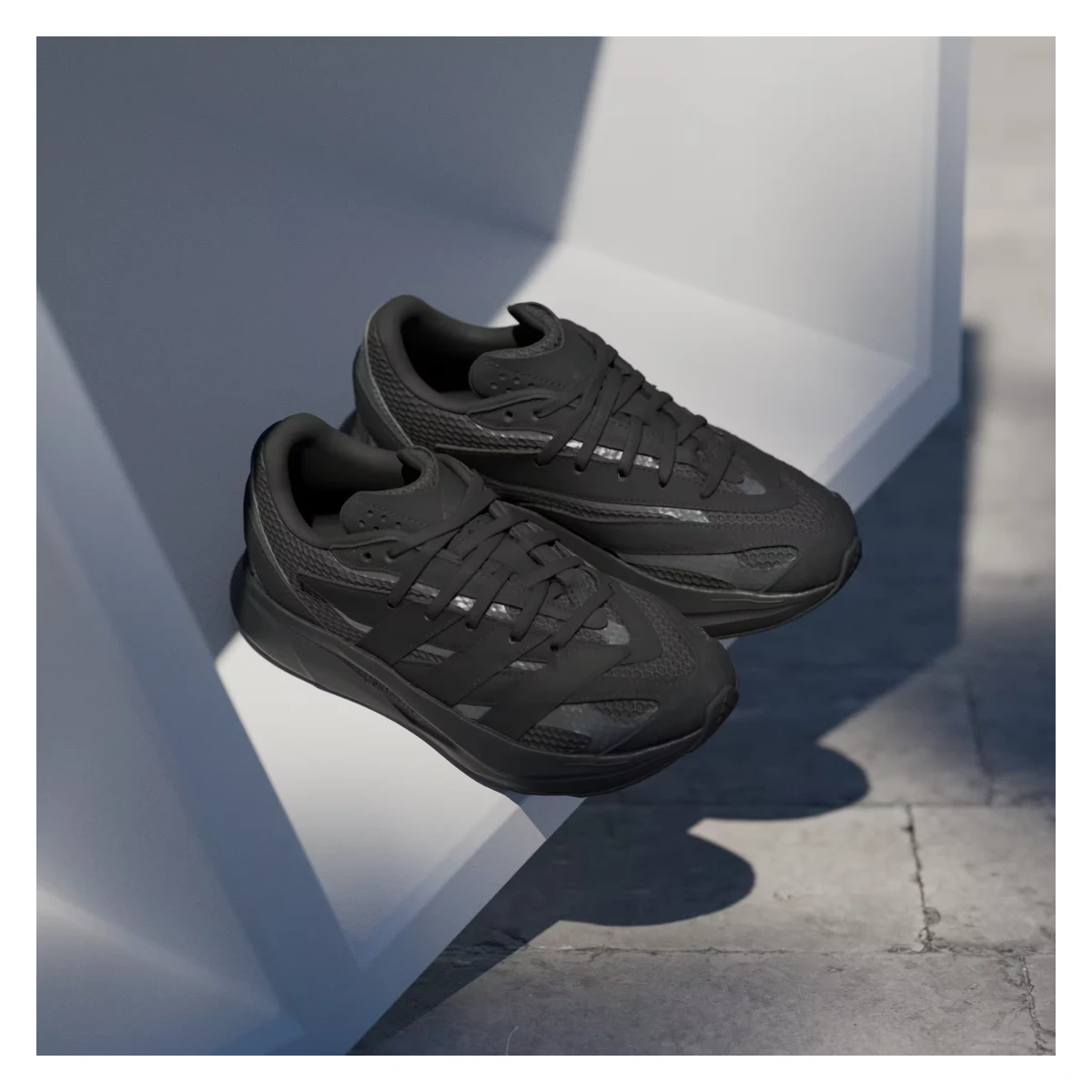 adidas Lightblaze Core Black Iron Metallic (GS)