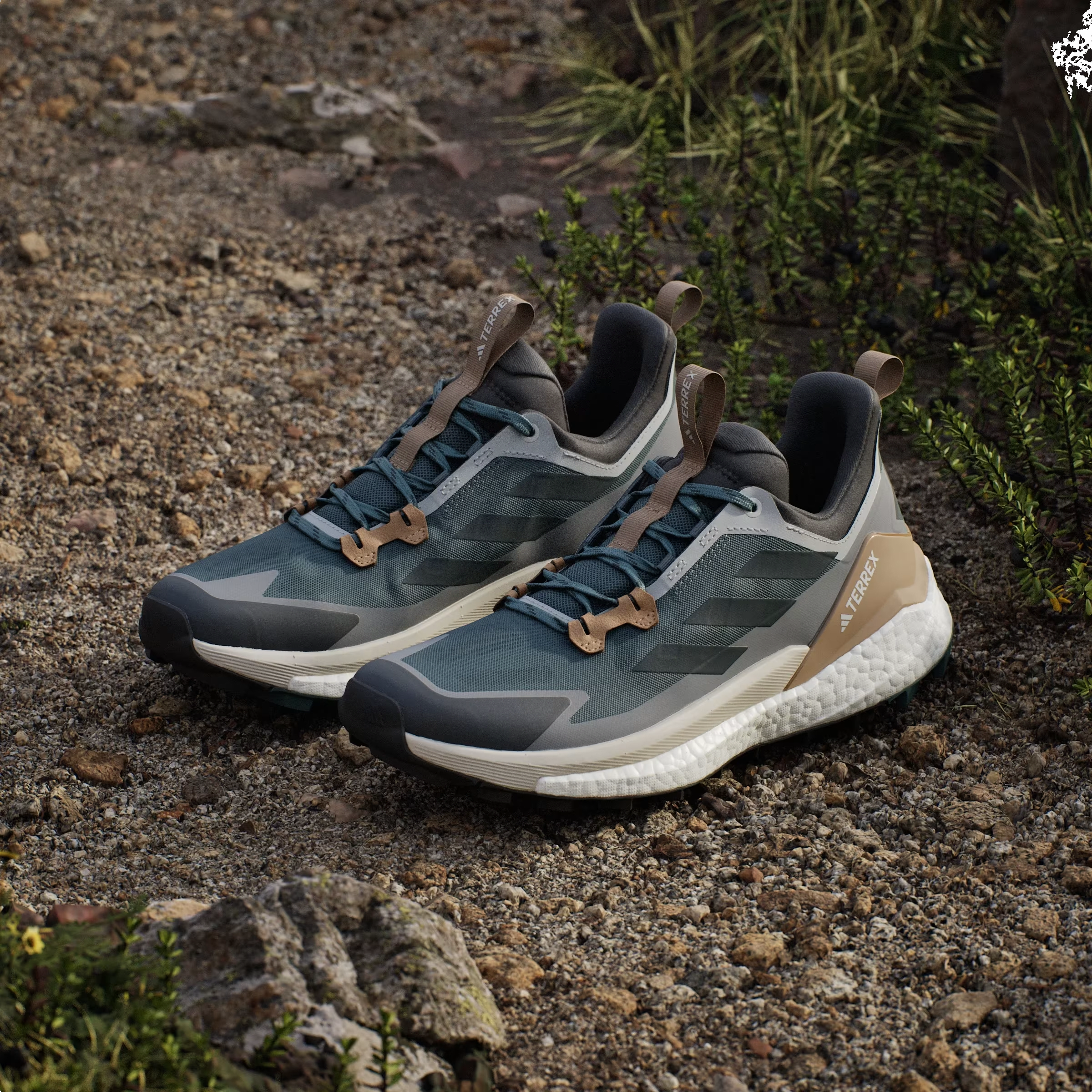 adidas Terrex Free Hiker 2.0 Low Preloved Teal Aurora Ivy Grey Three