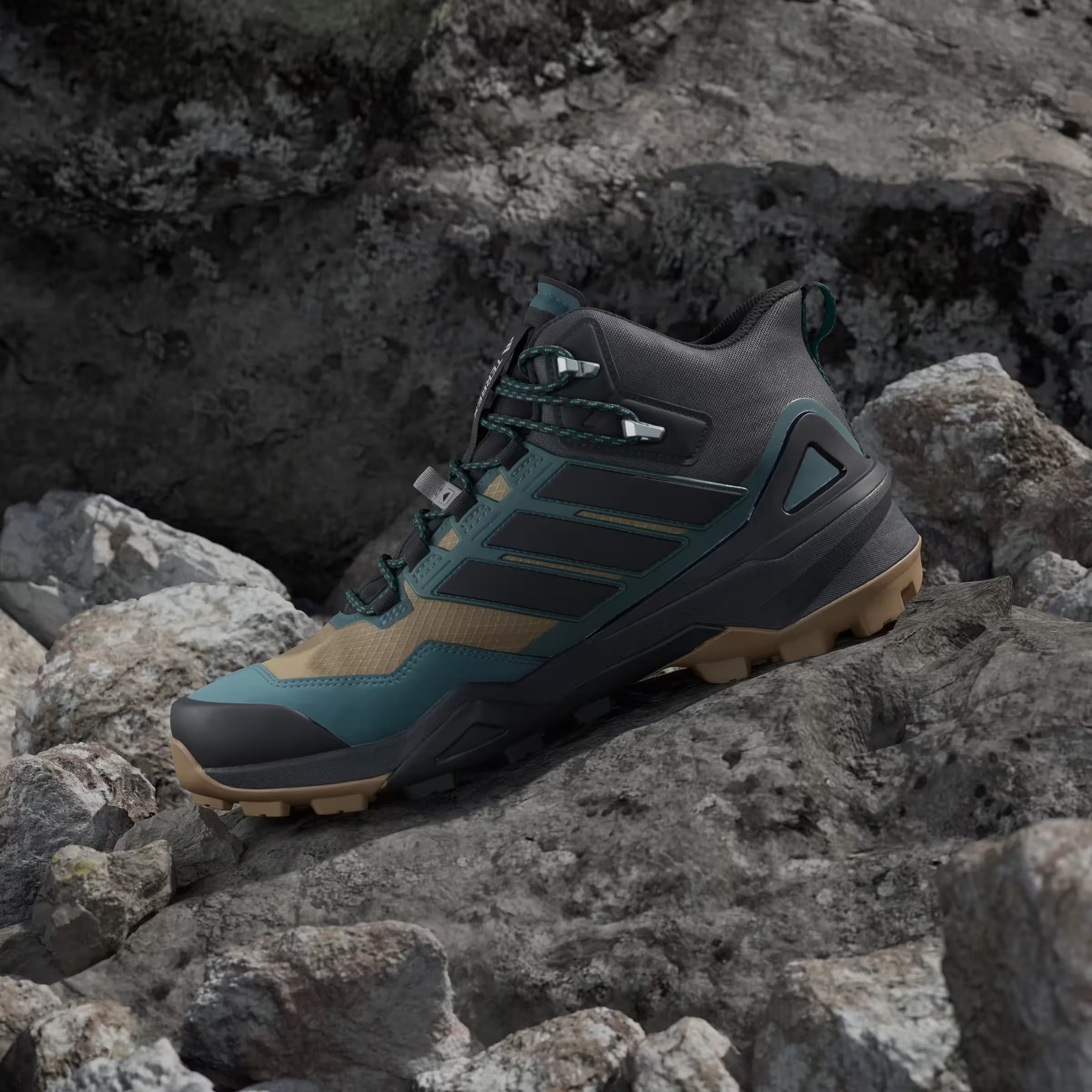 adidas Terrex Skychaser Mid Gore-Tex Cardboard Core Black Preloved Teal