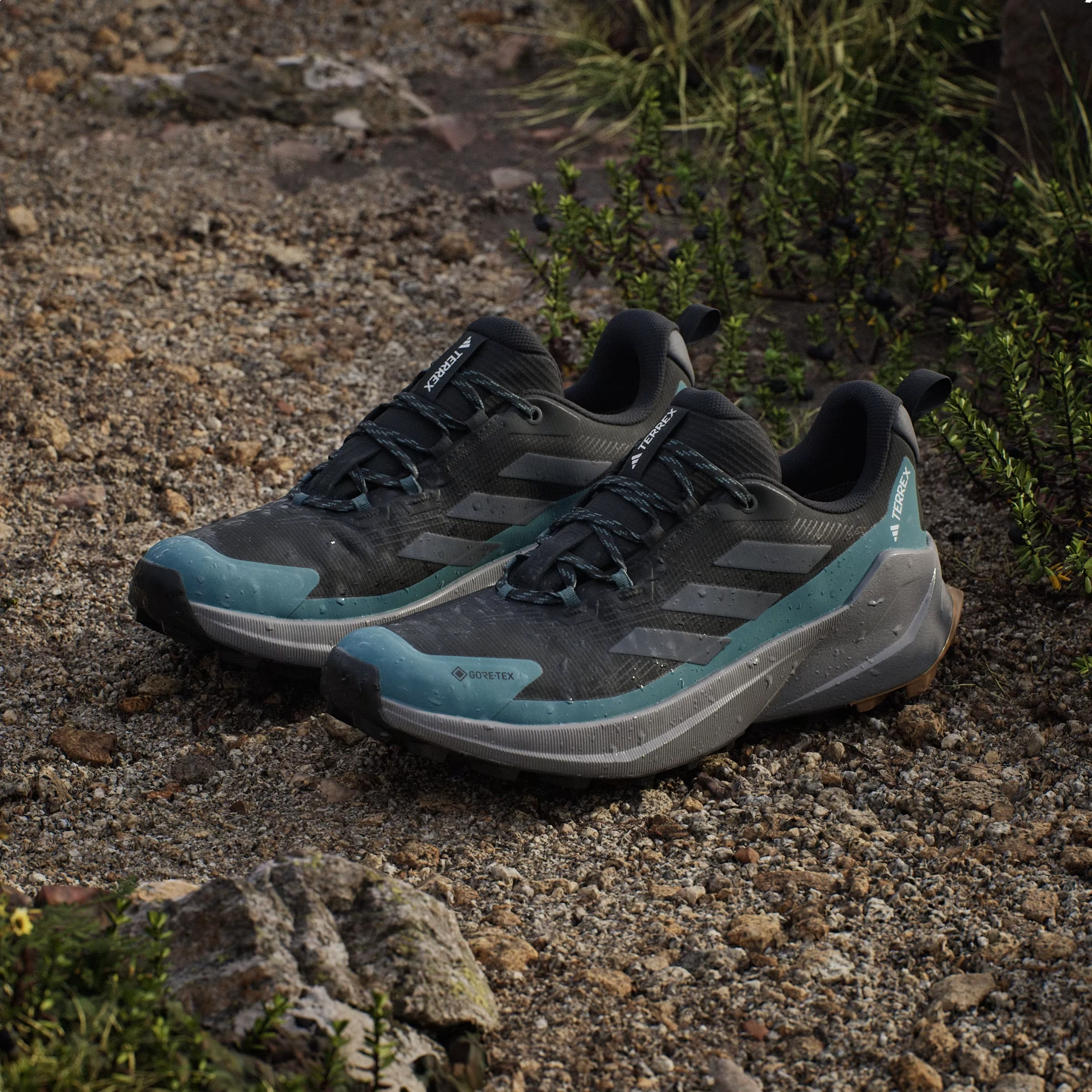 adidas Terrex Trailmaker 2 Gore-Tex Core Black Grey Six Preloved Teal