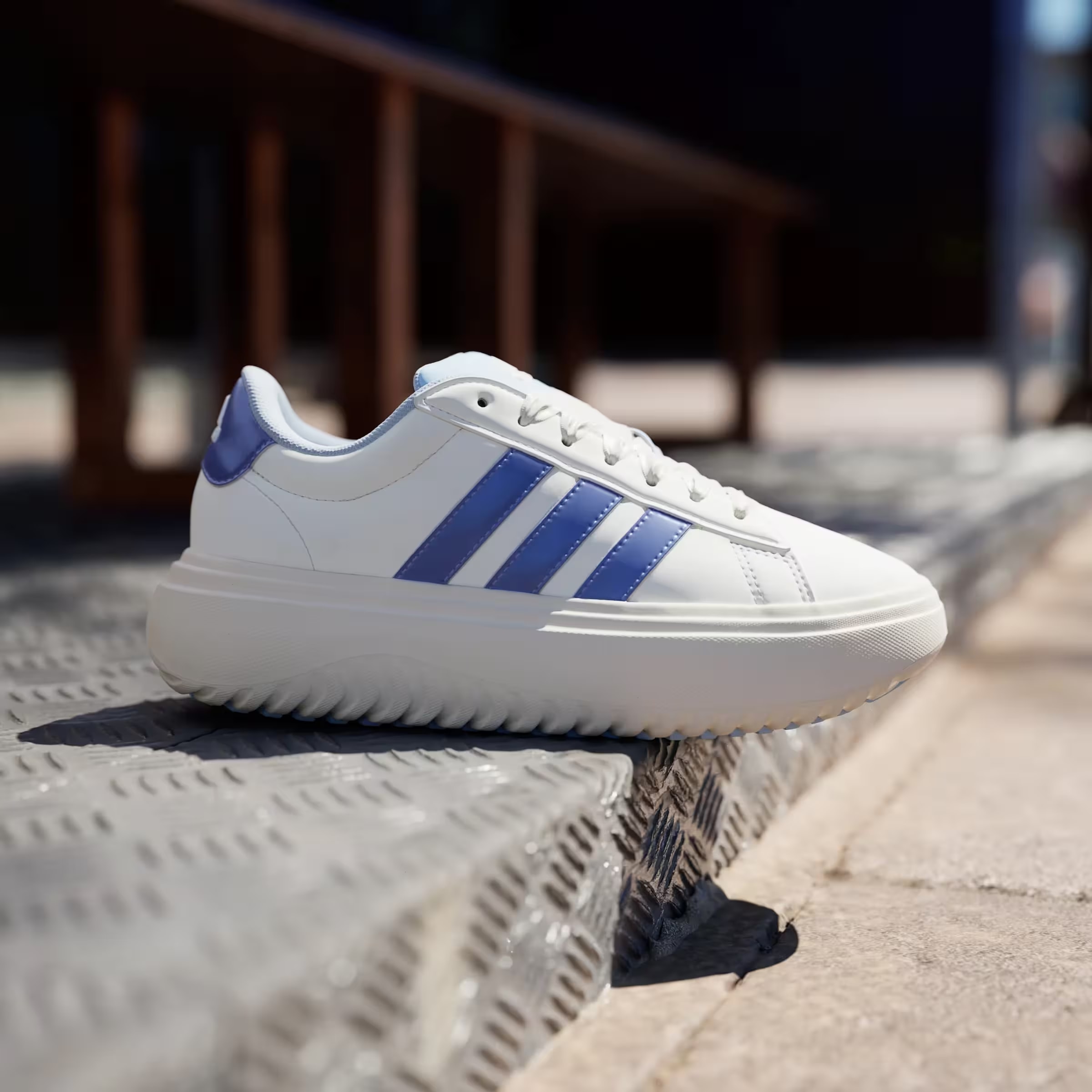 adidas Grand Court Platform Off White Blue Spark Metallic Wonder White (Women's)