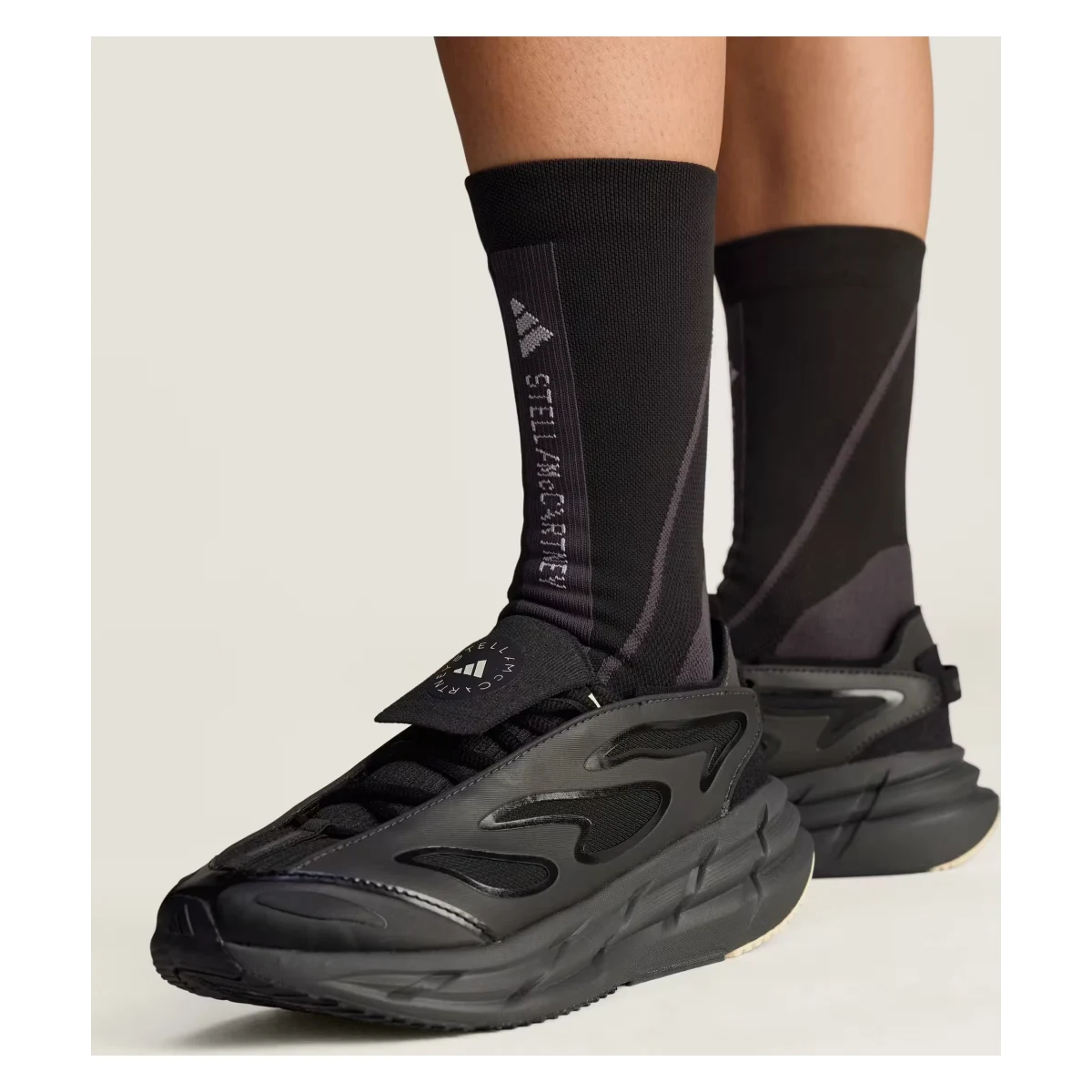 Stella McCartney x Adidas Adistar "Black"