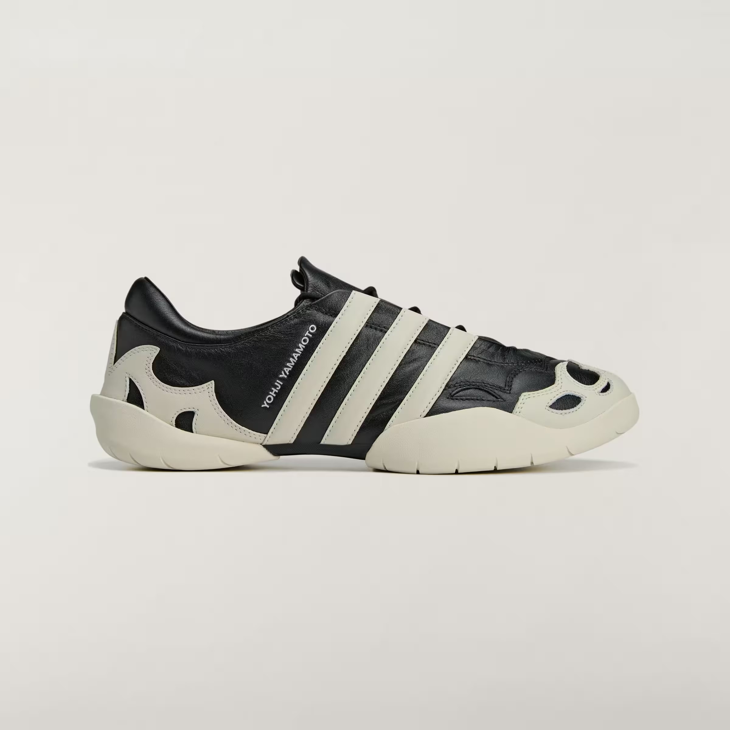 adidas Y-3 Regu 2002 Black Alumina