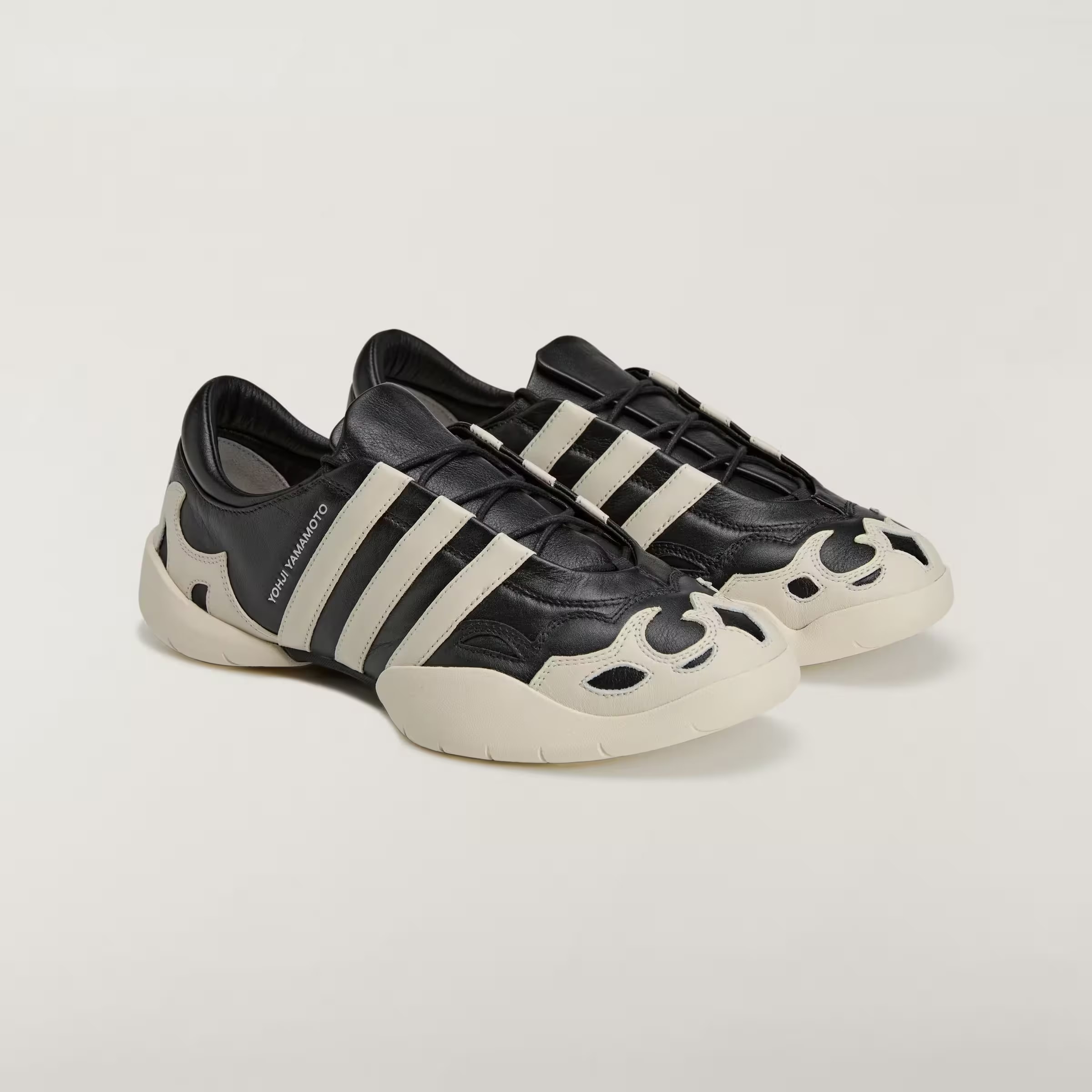 adidas Y-3 Regu 2002 Black Alumina