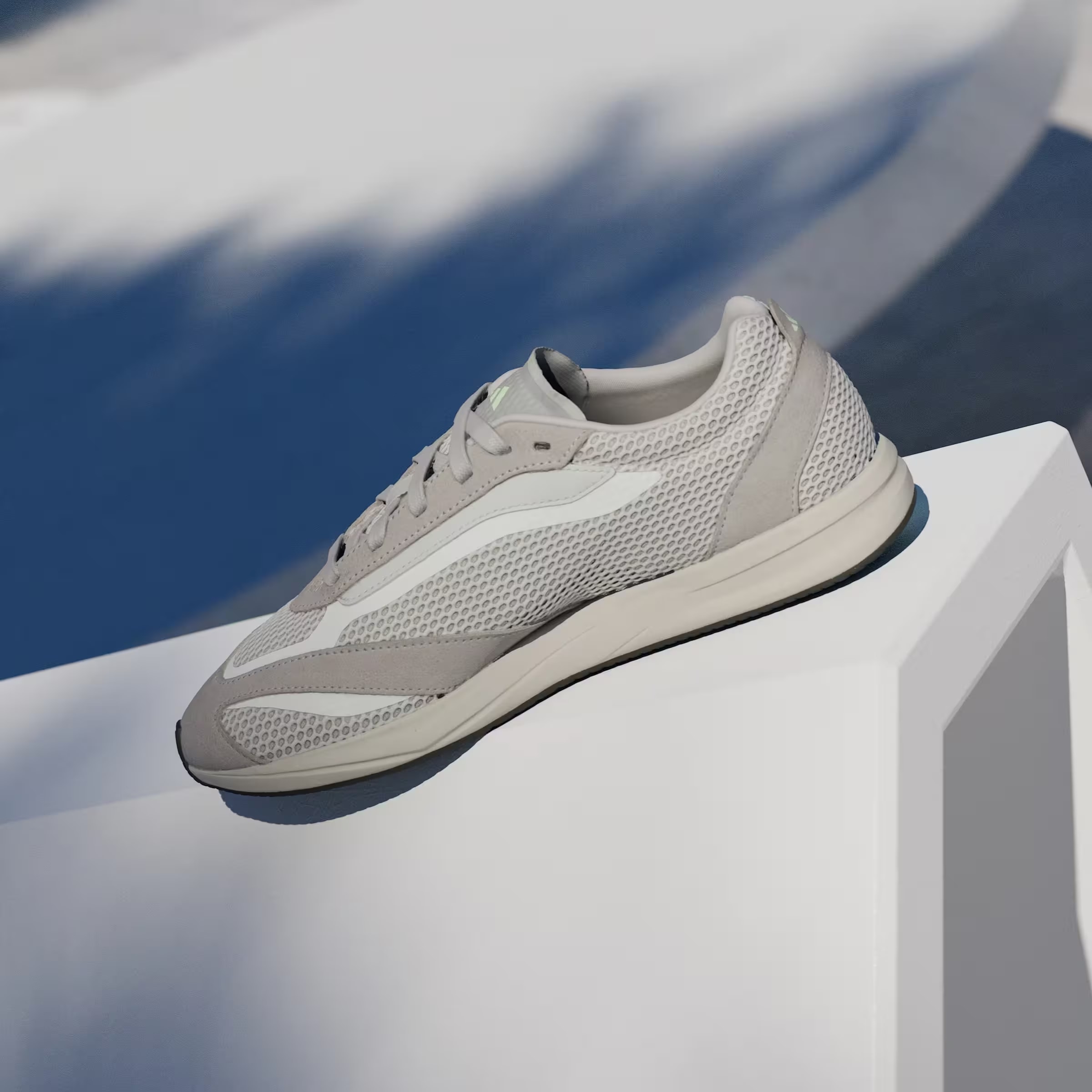 adidas Lightblaze LP Grey Two Silver Metallic Semi Green Spark (Women's)