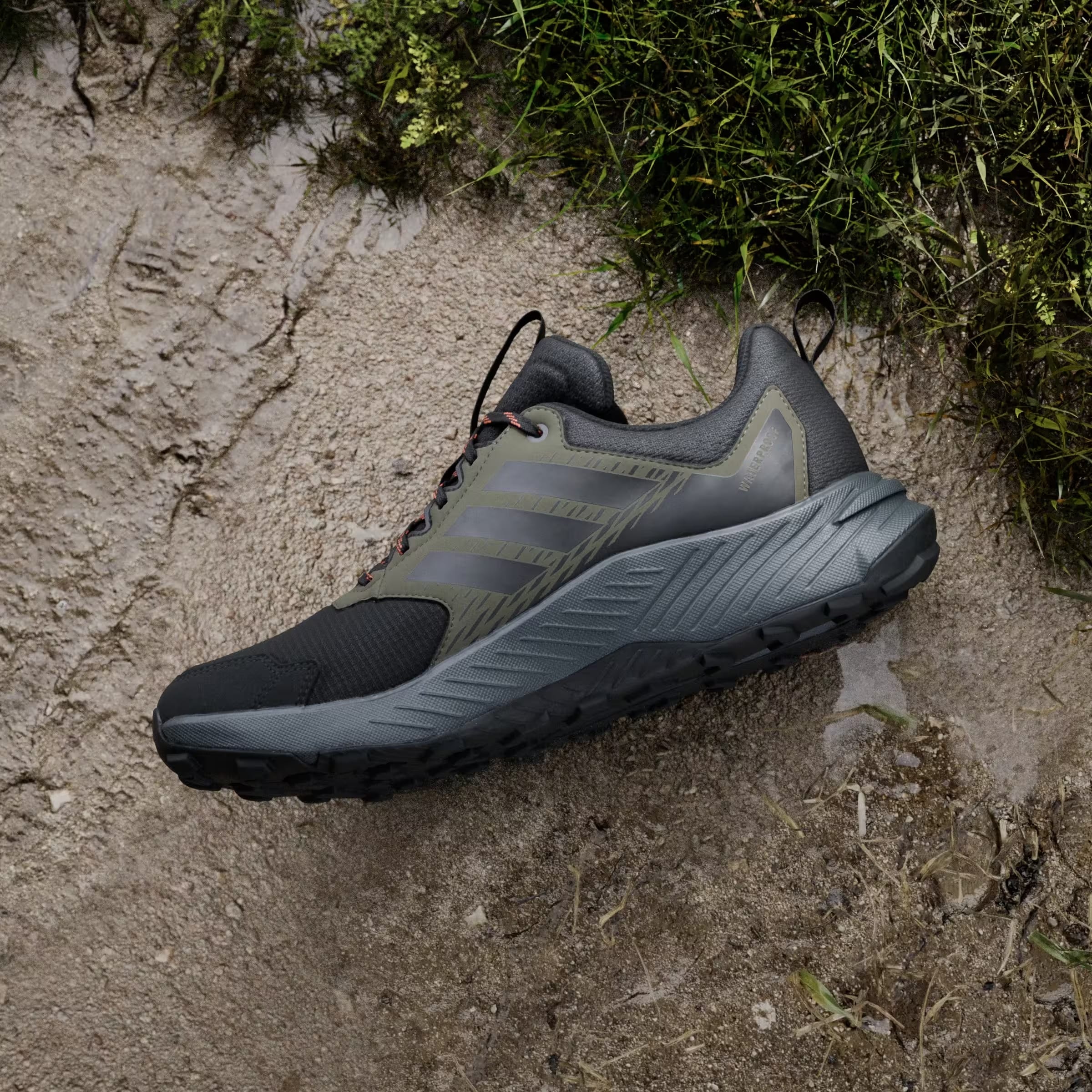 adidas Terrex Tracefinder 2 Climaproof Trail Olive Strata Core Black Semi Impact Orange