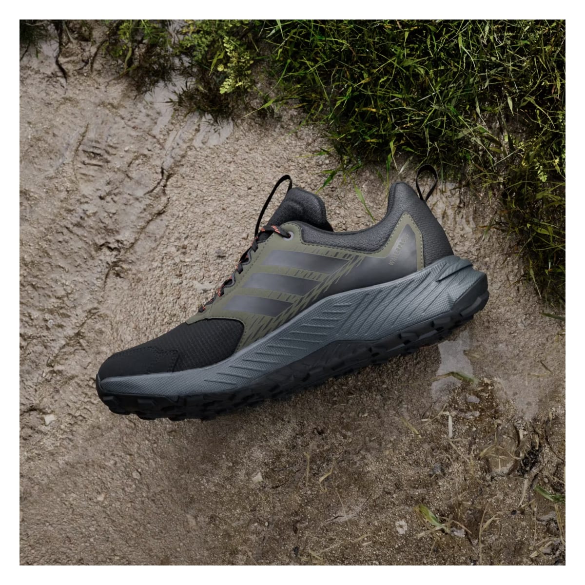 adidas Terrex Tracefinder 2 Climaproof Trail Olive Strata Core Black Semi Impact Orange