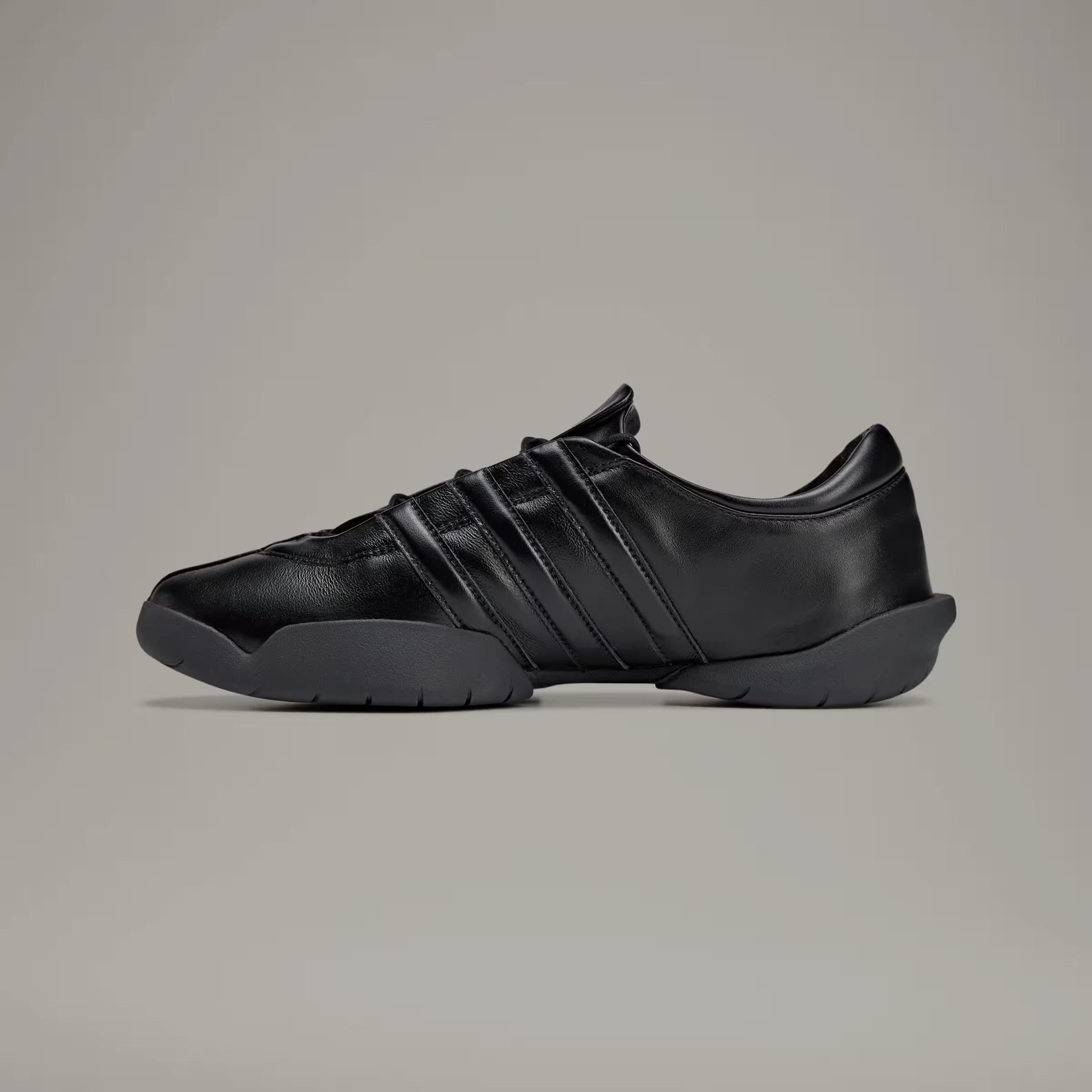 adidas Y-3 Regu Black