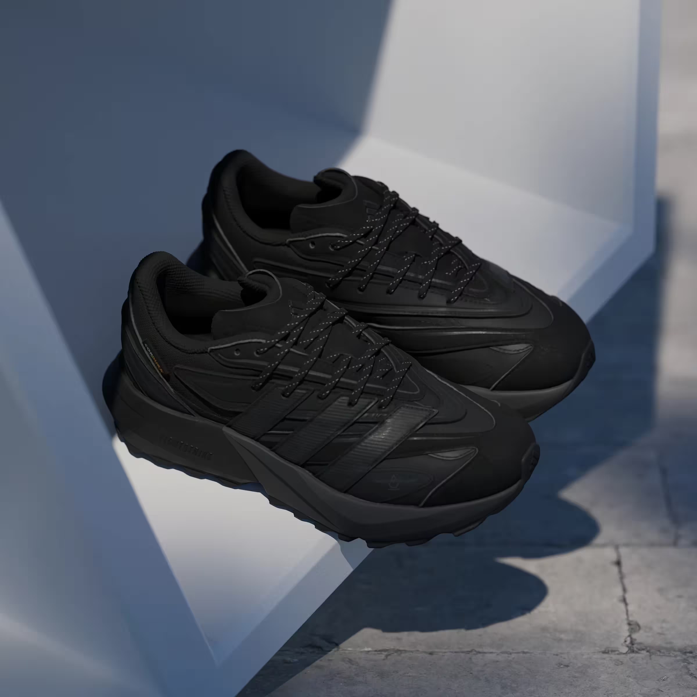 adidas Lightblaze ATR Black Grey Six (Women's)