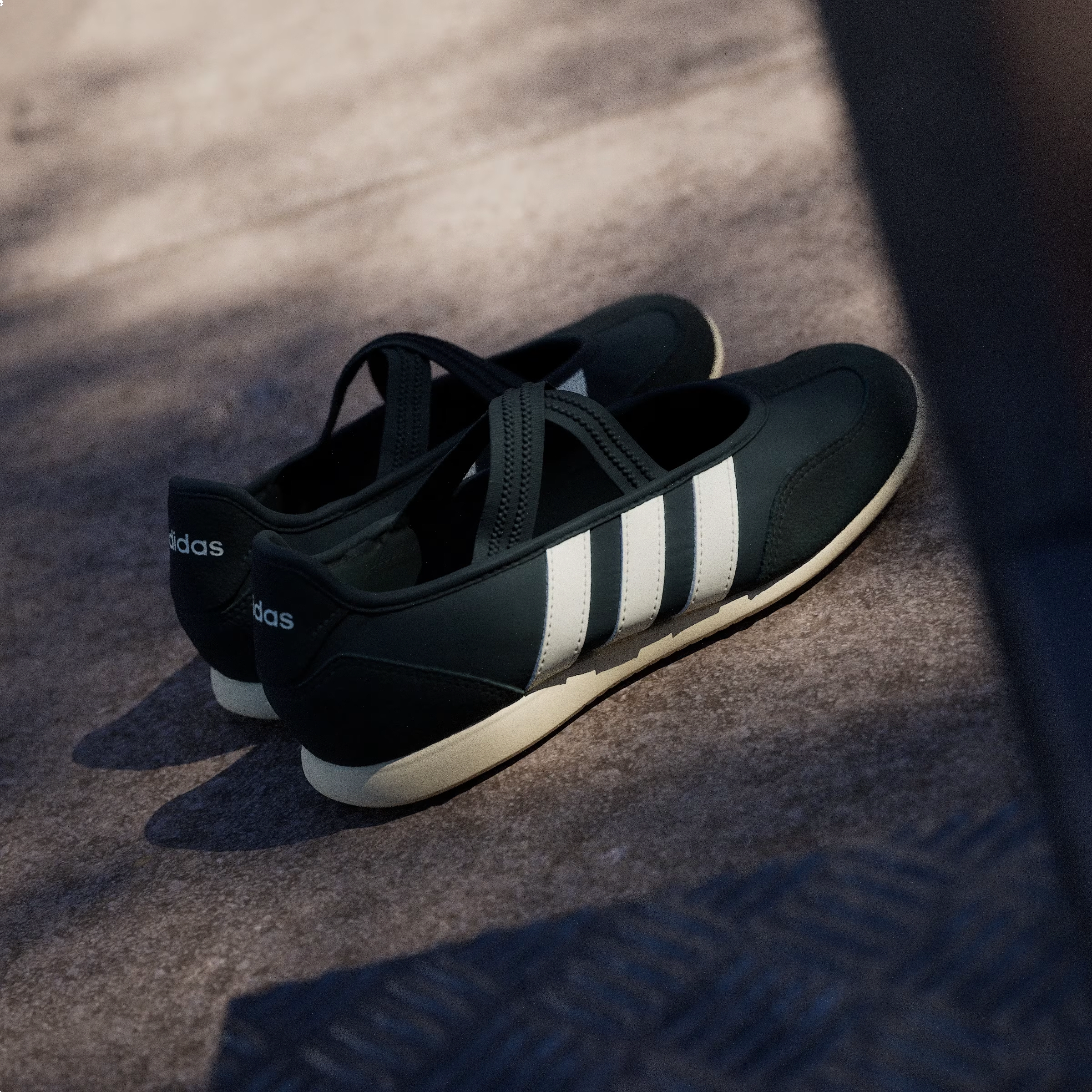 adidas Barreda Mary Jane Aurora Ivy Off White (Women's)