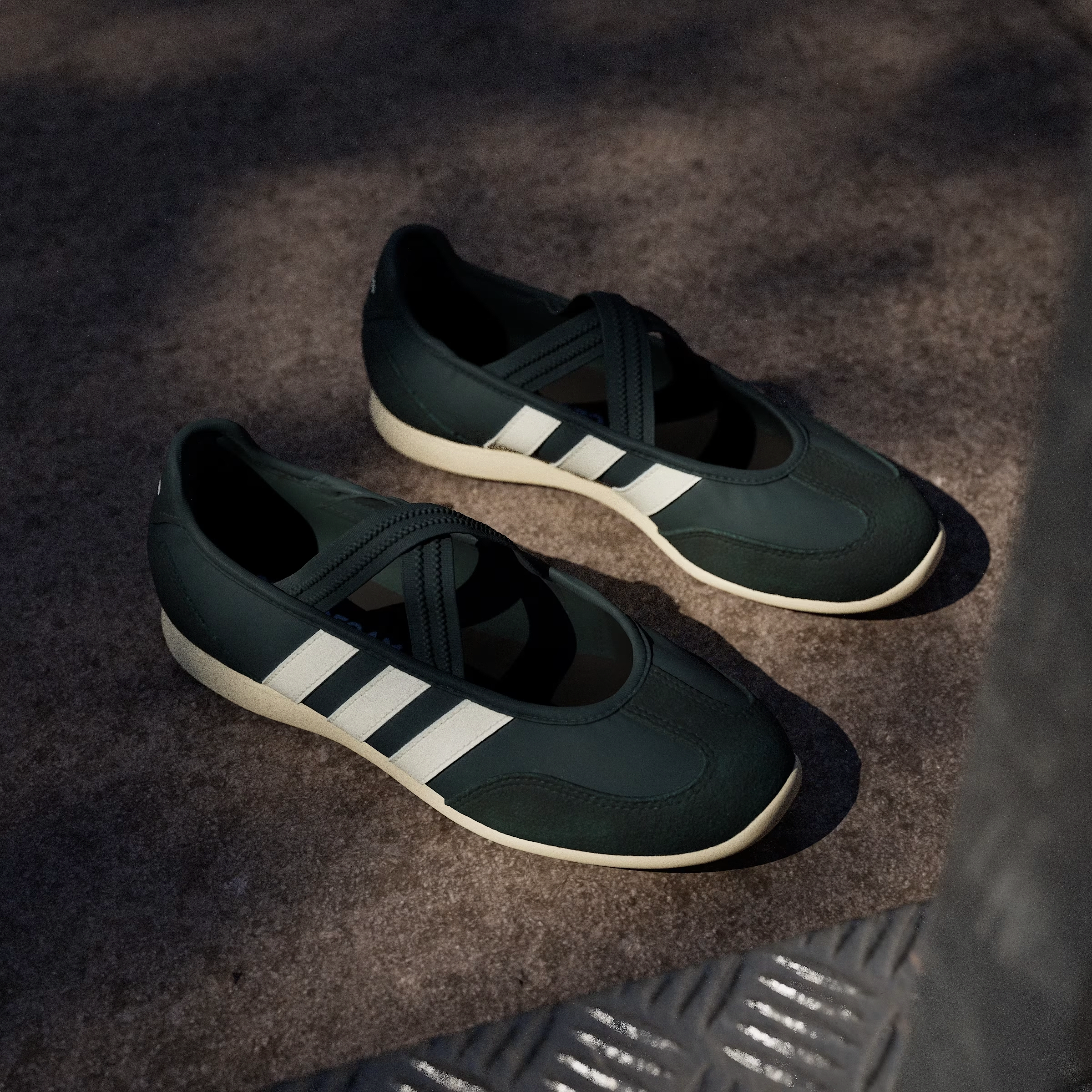 adidas Barreda Mary Jane Aurora Ivy Off White (Women's)