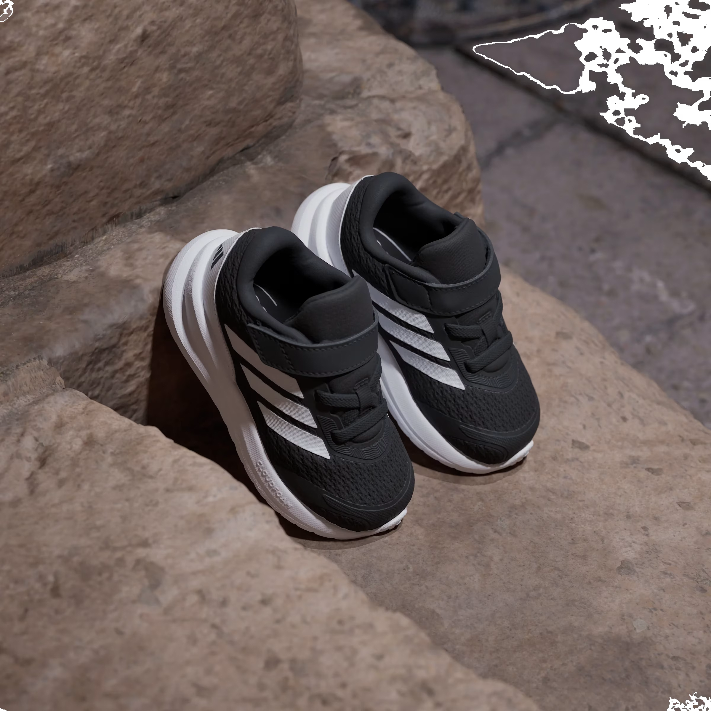 adidas RUNFALCON 6 PEUTERS