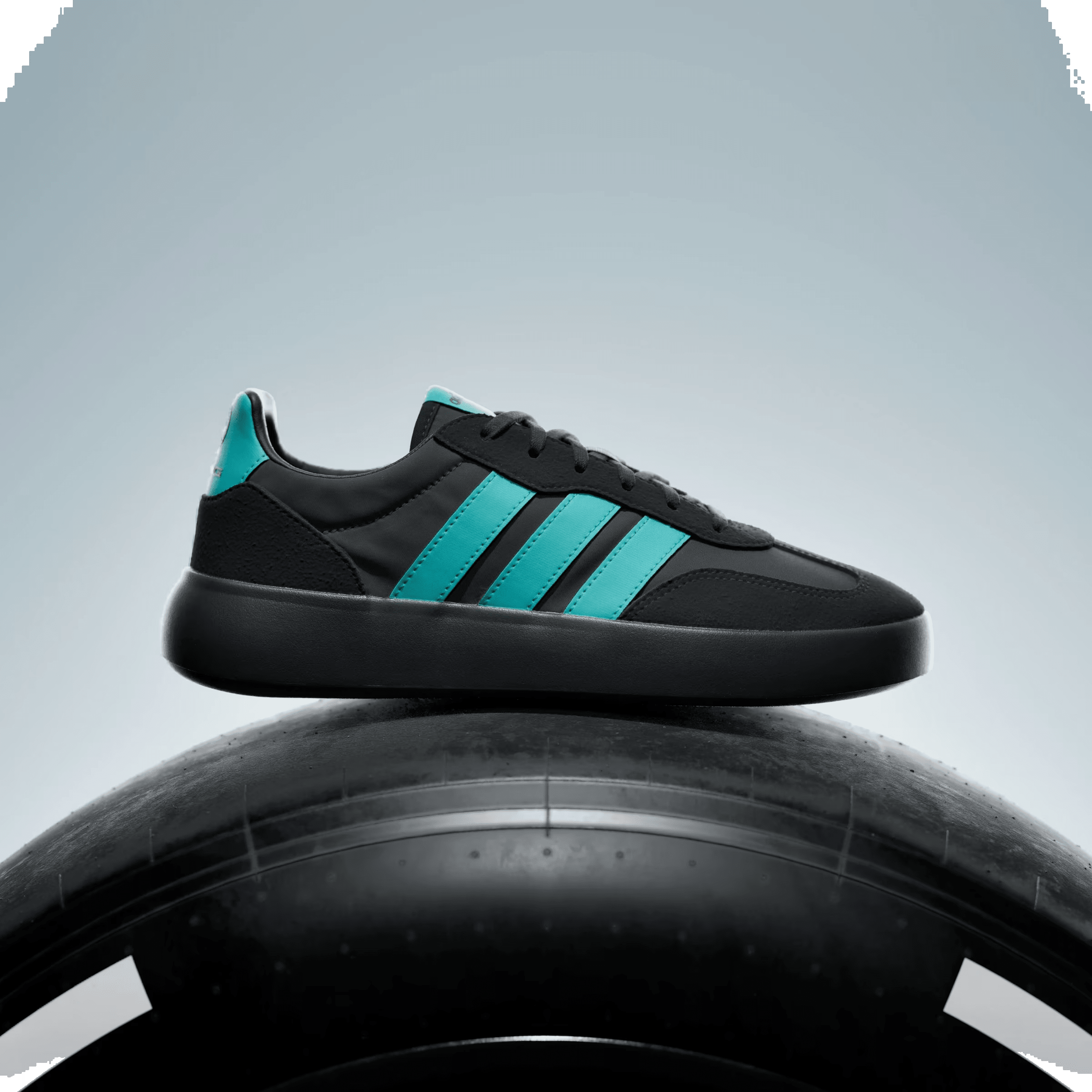adidas Barreda Decode Mercedes-AMG Petronas Formula One Team Carbon Semi Mint Rush