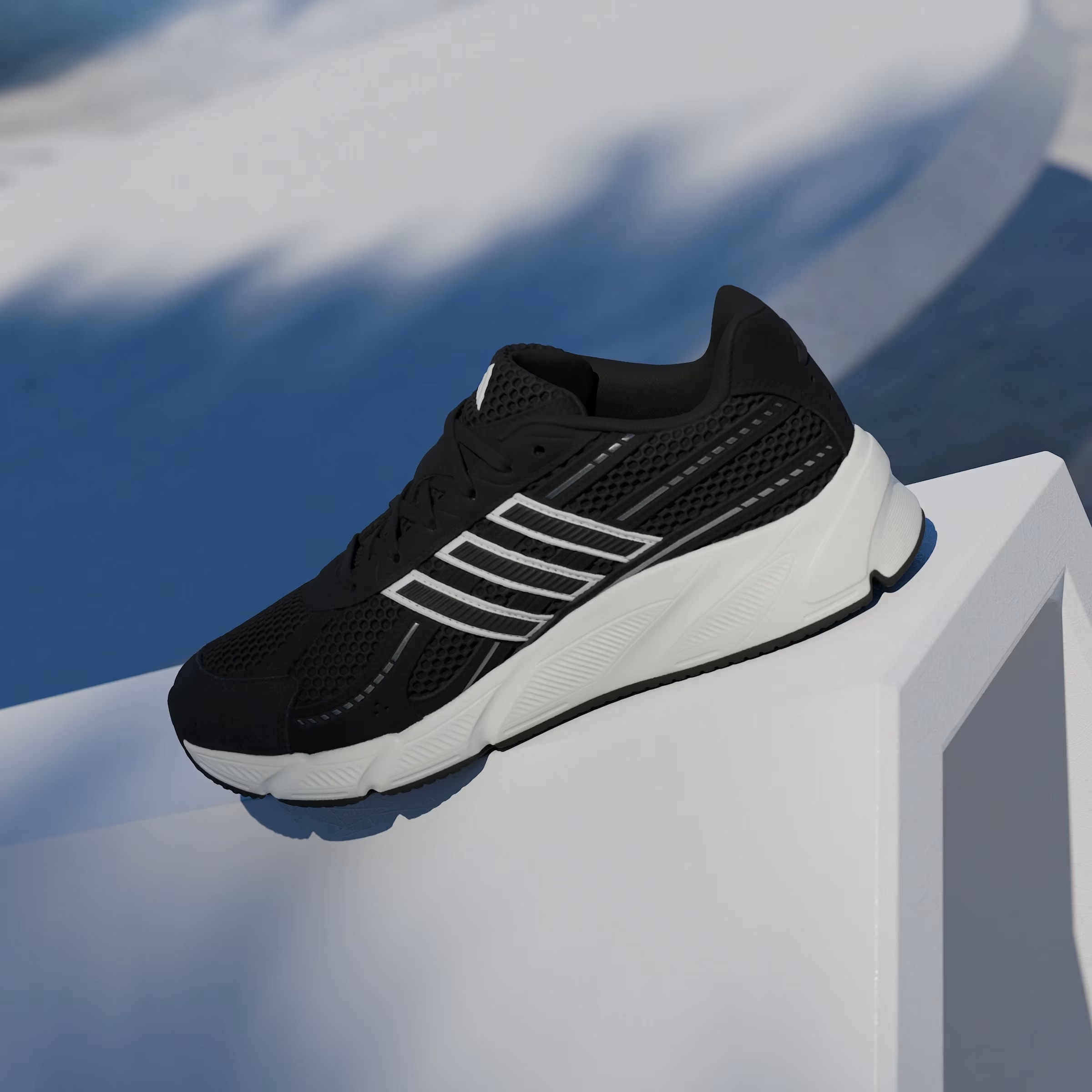 adidas TECHNOCHAOS 2000