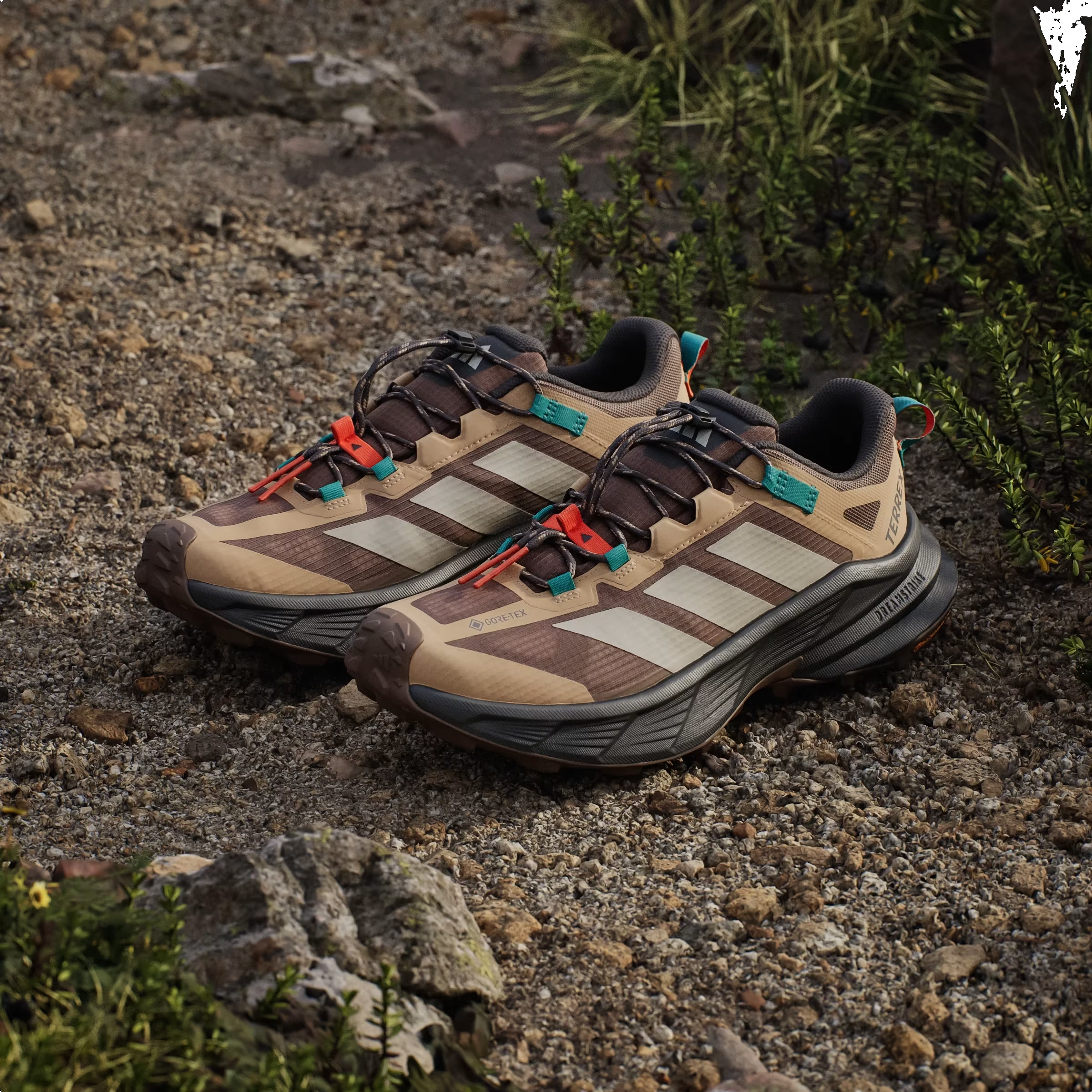 adidas Terrex Freehiker SL Gore-Tex Earth Strata Beige Pure Teal