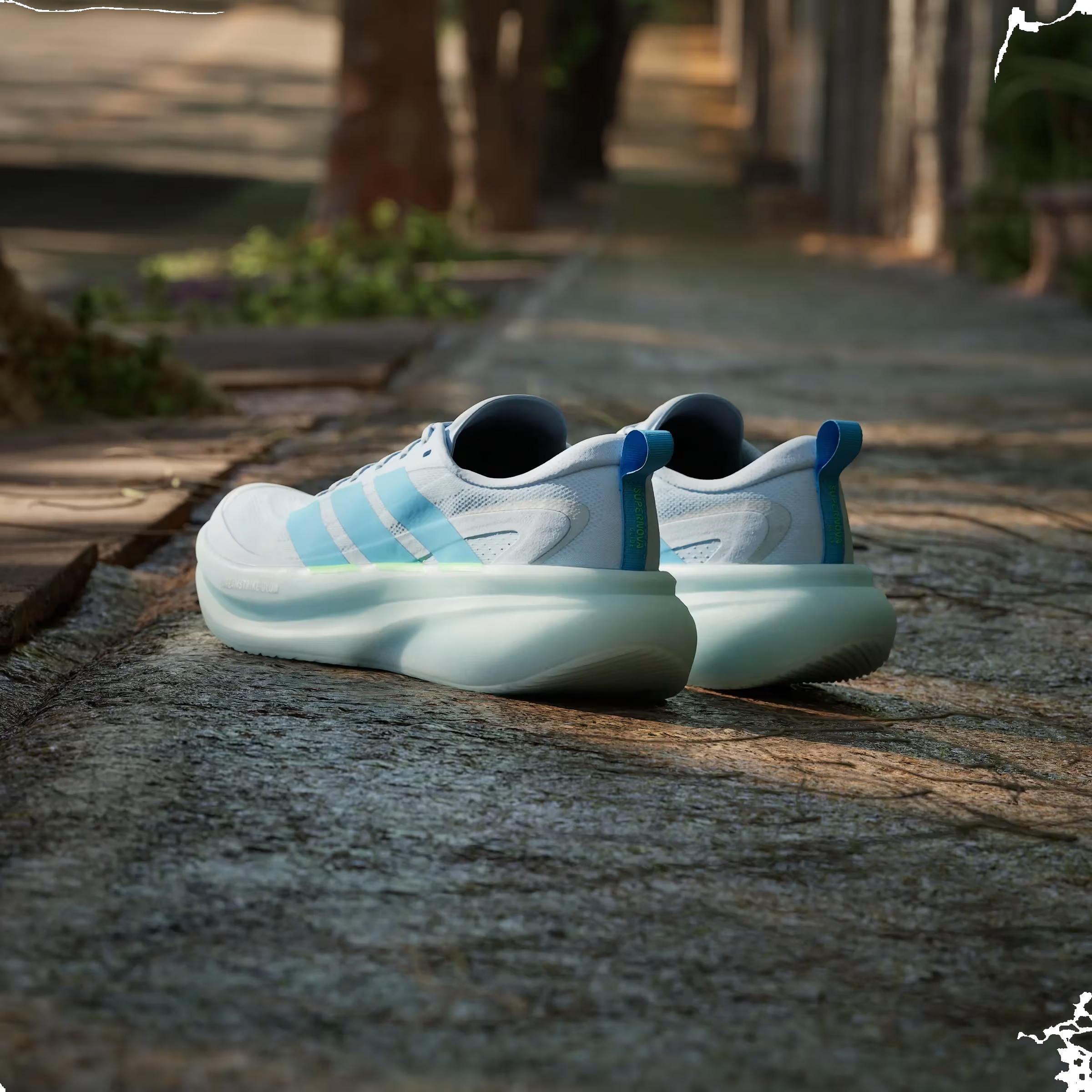 adidas SUPERNOVA GLIDE W