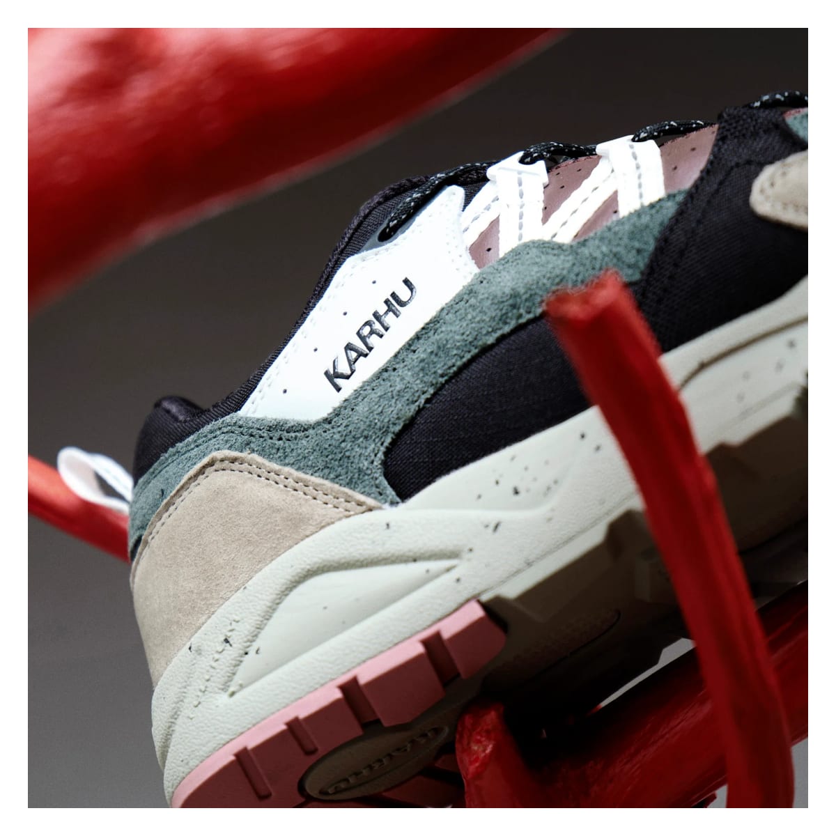 Karhu Fusion 2.0 "Mystic Forest"